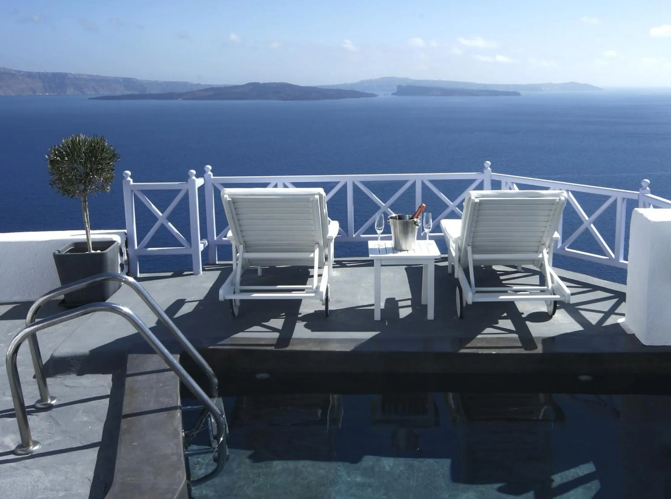 Swimming pool in Armeni Village