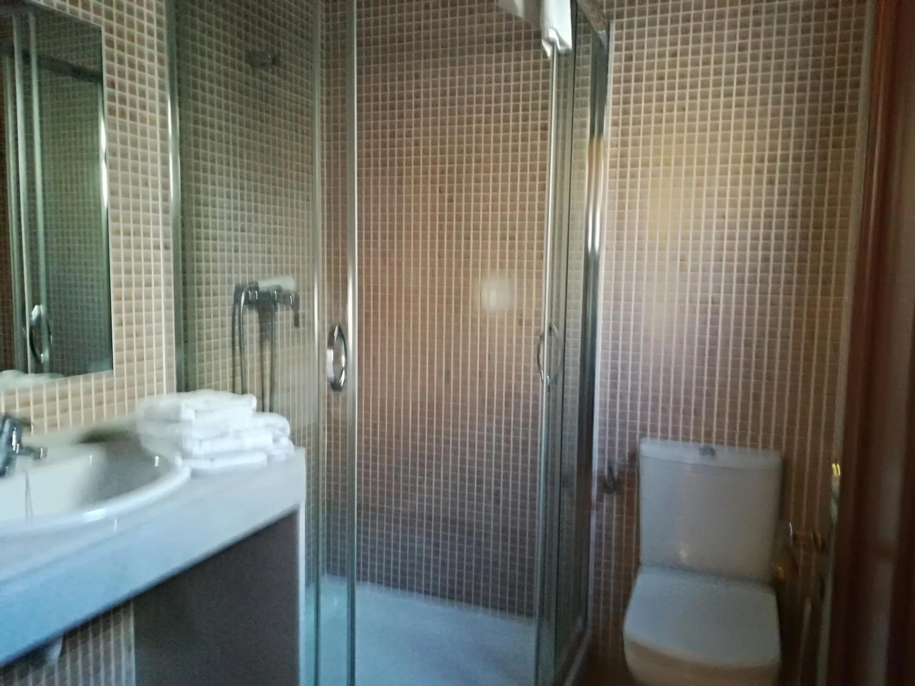 Bathroom in Hotel Macavi Playa