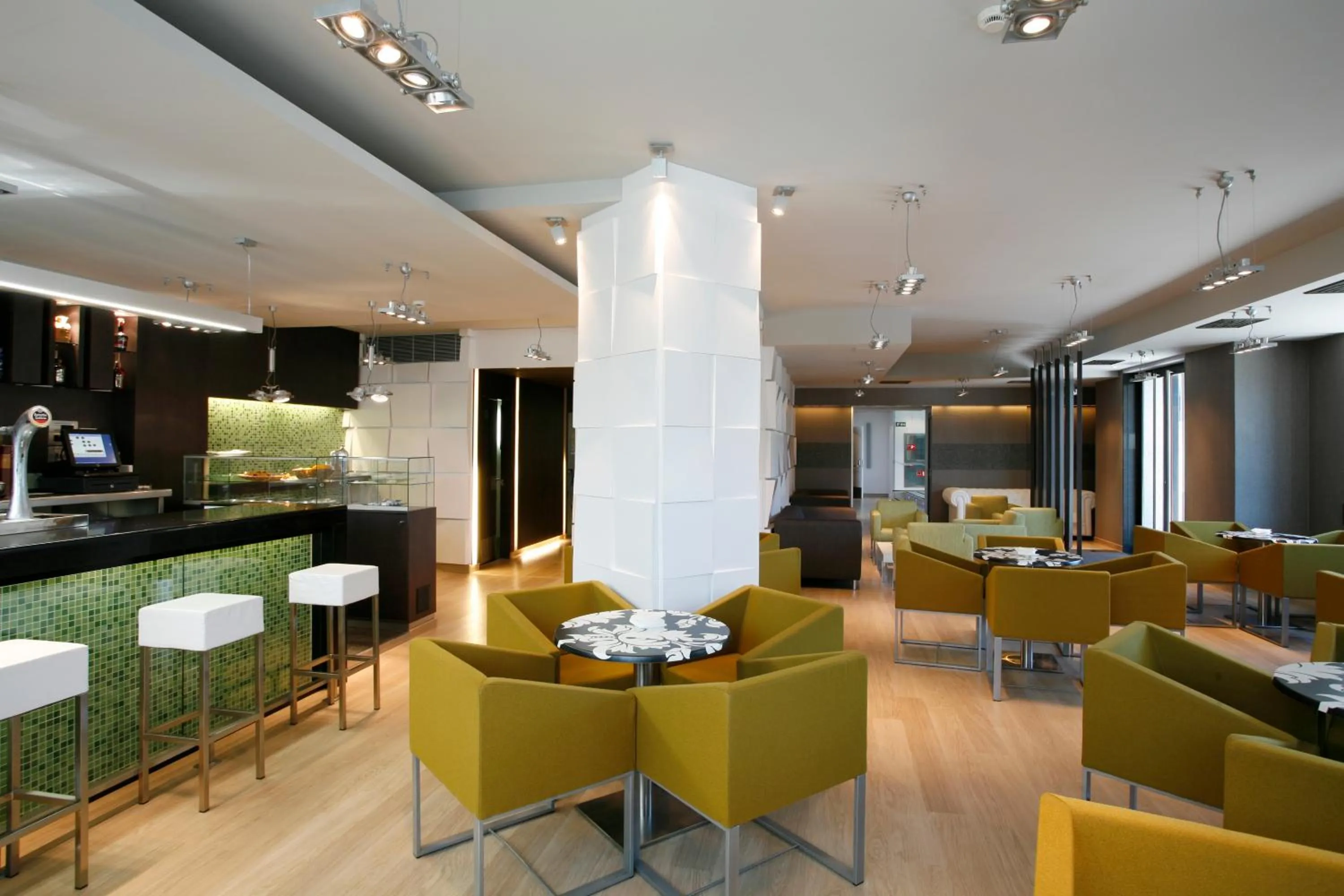 Communal lounge/ TV room in Hotel Bienestar Moaña