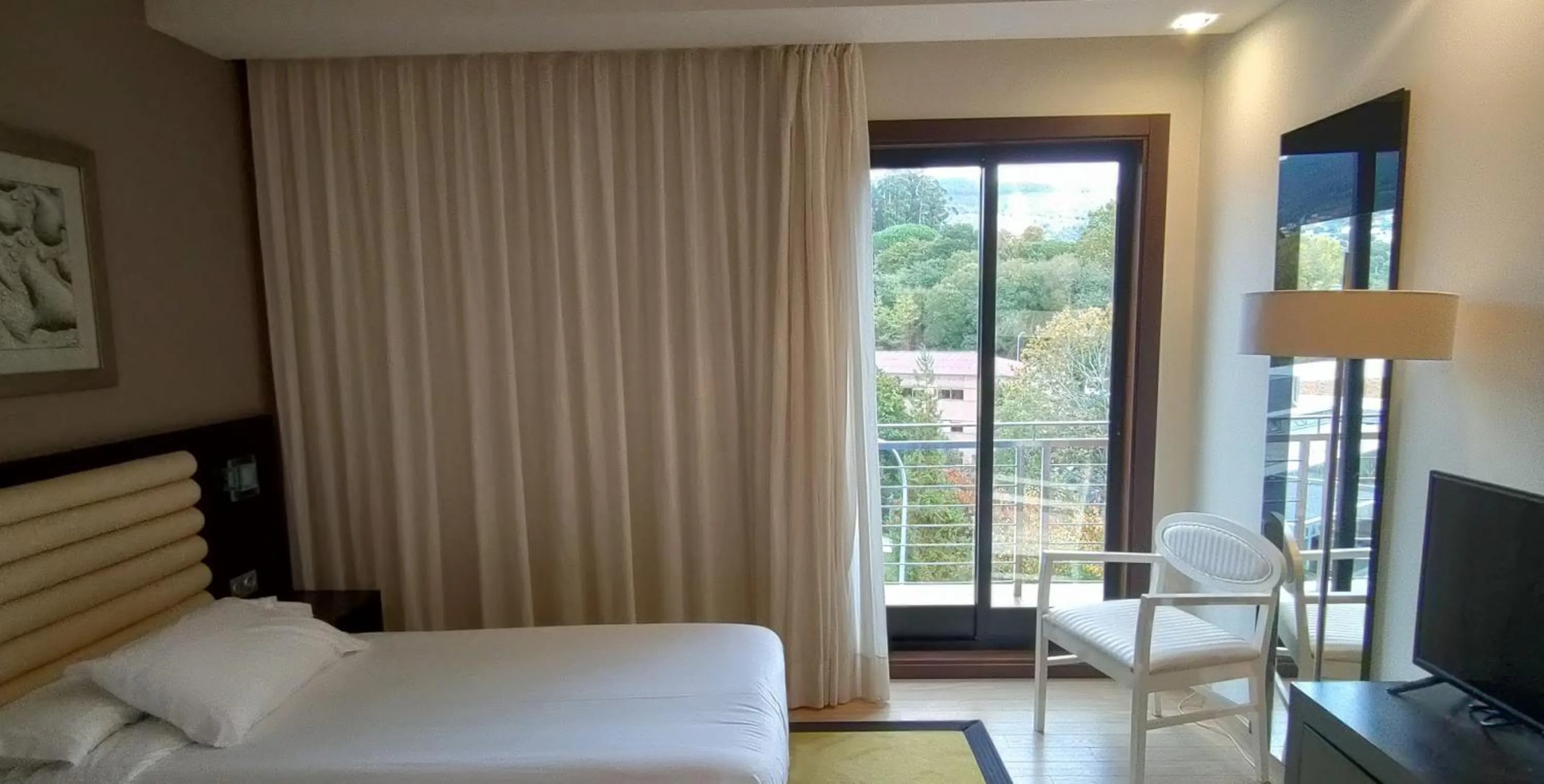 Bedroom, Bed in Hotel Bienestar Moaña