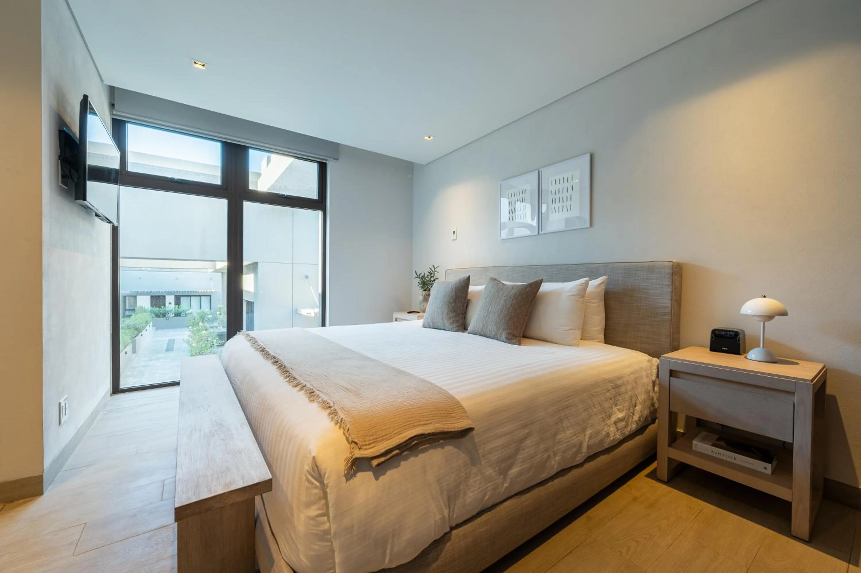 Bedroom, Bed in Paraiso Residences Marina Cabo by Capitalia