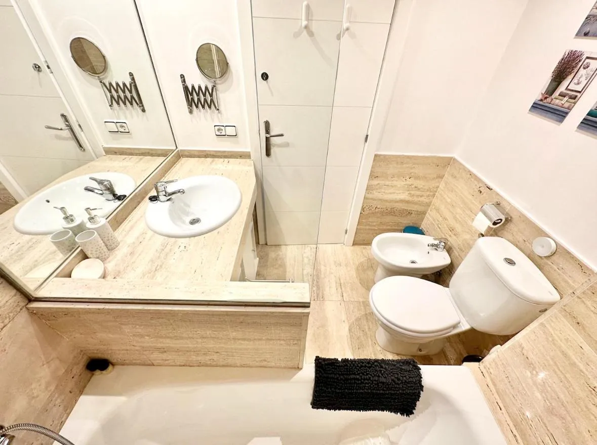 Bathroom in Mar i Llum