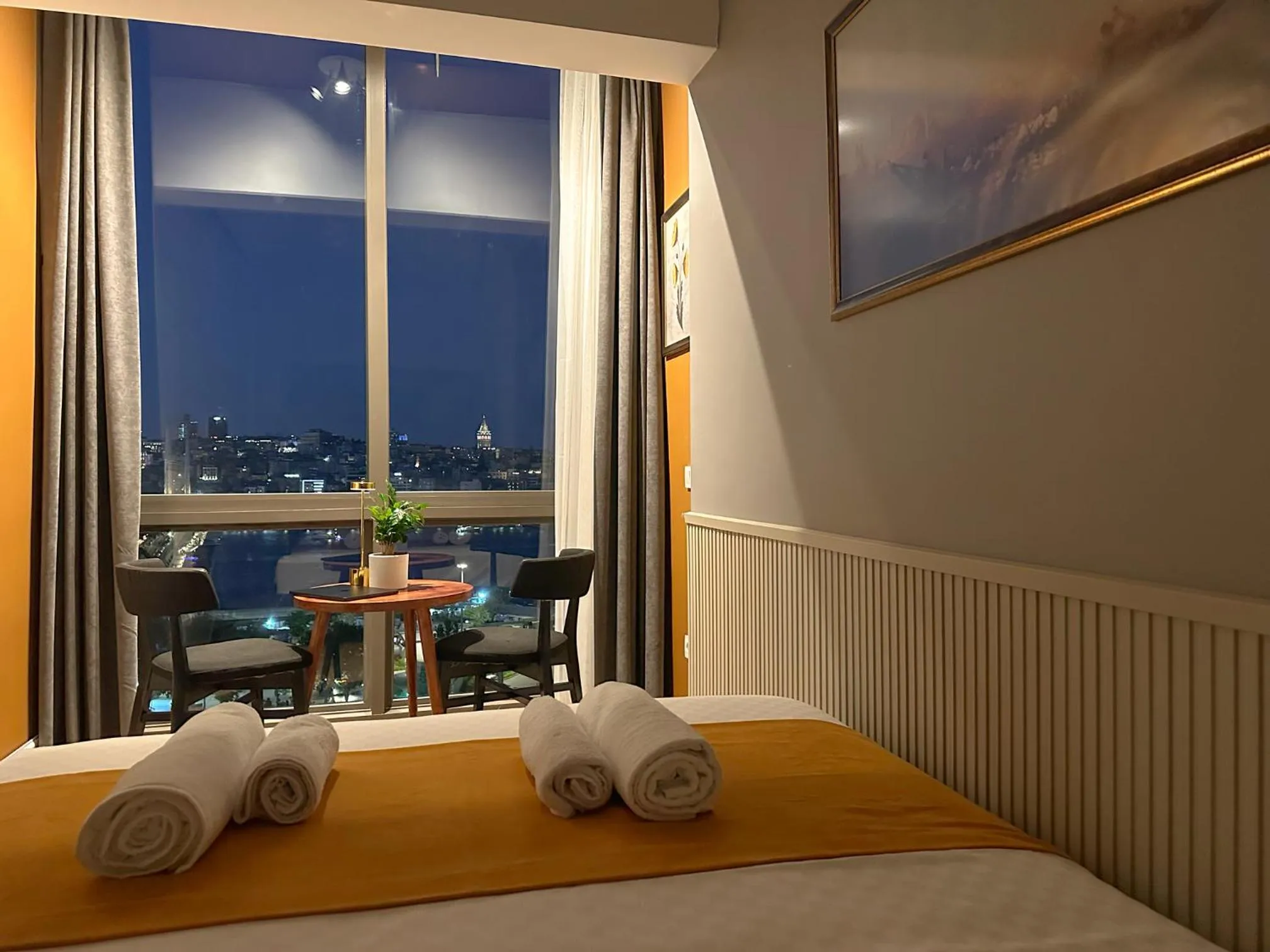 Bed in The Haliç Bosphorus Hotel