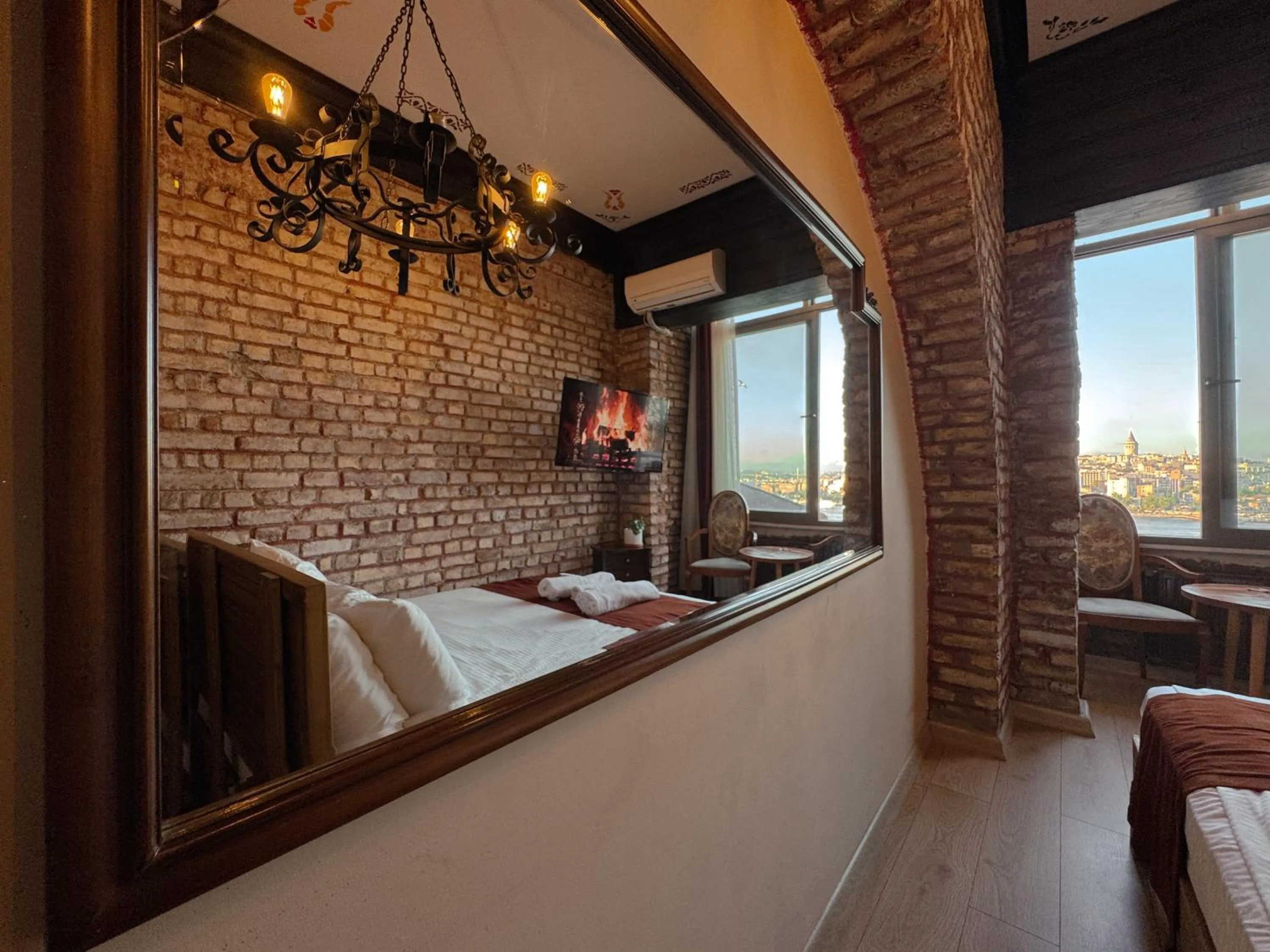 Bed in The Haliç Bosphorus Hotel