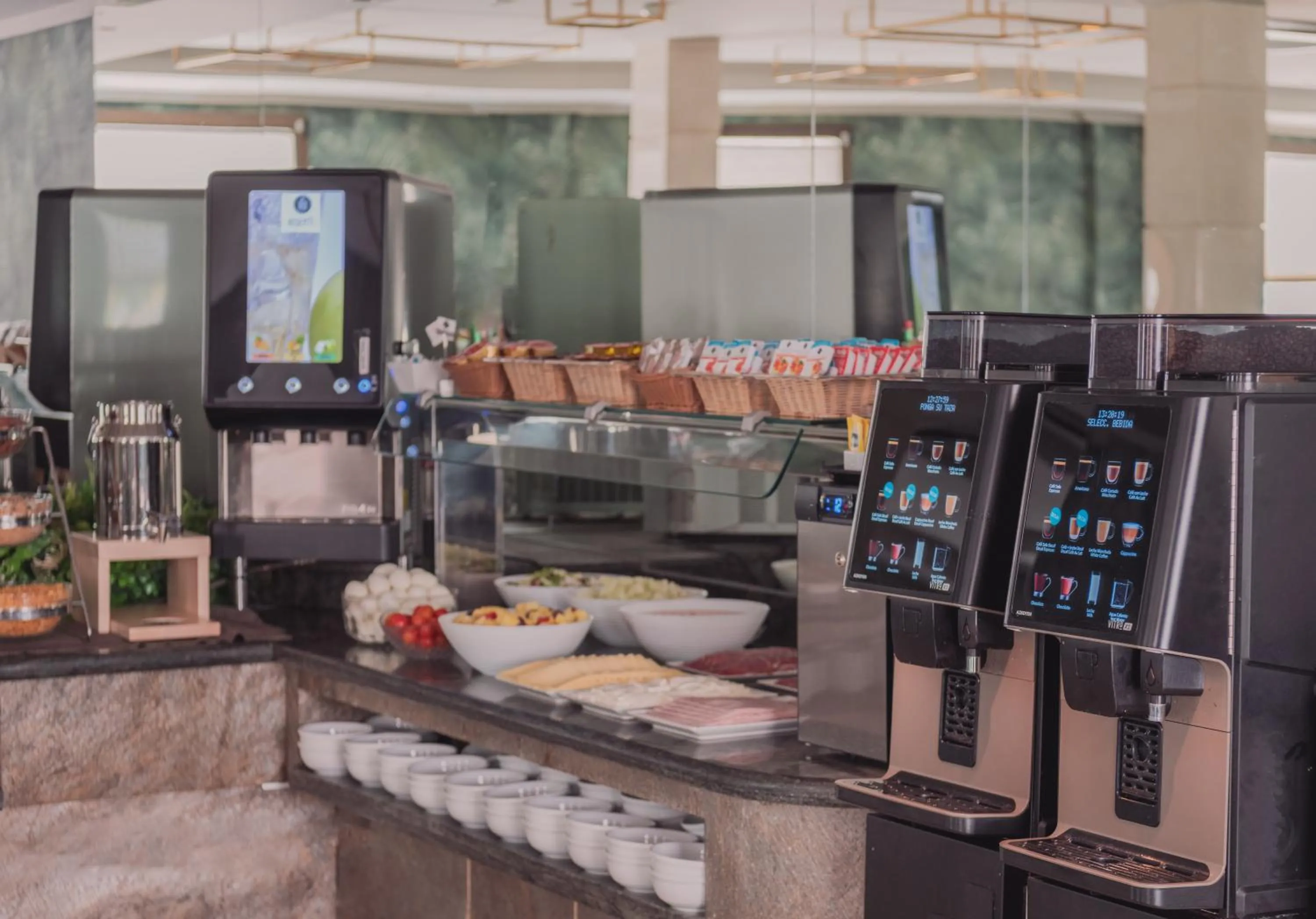 Food and drinks in Regente Hotel