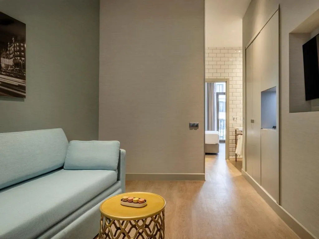 TV and multimedia in Regente Hotel