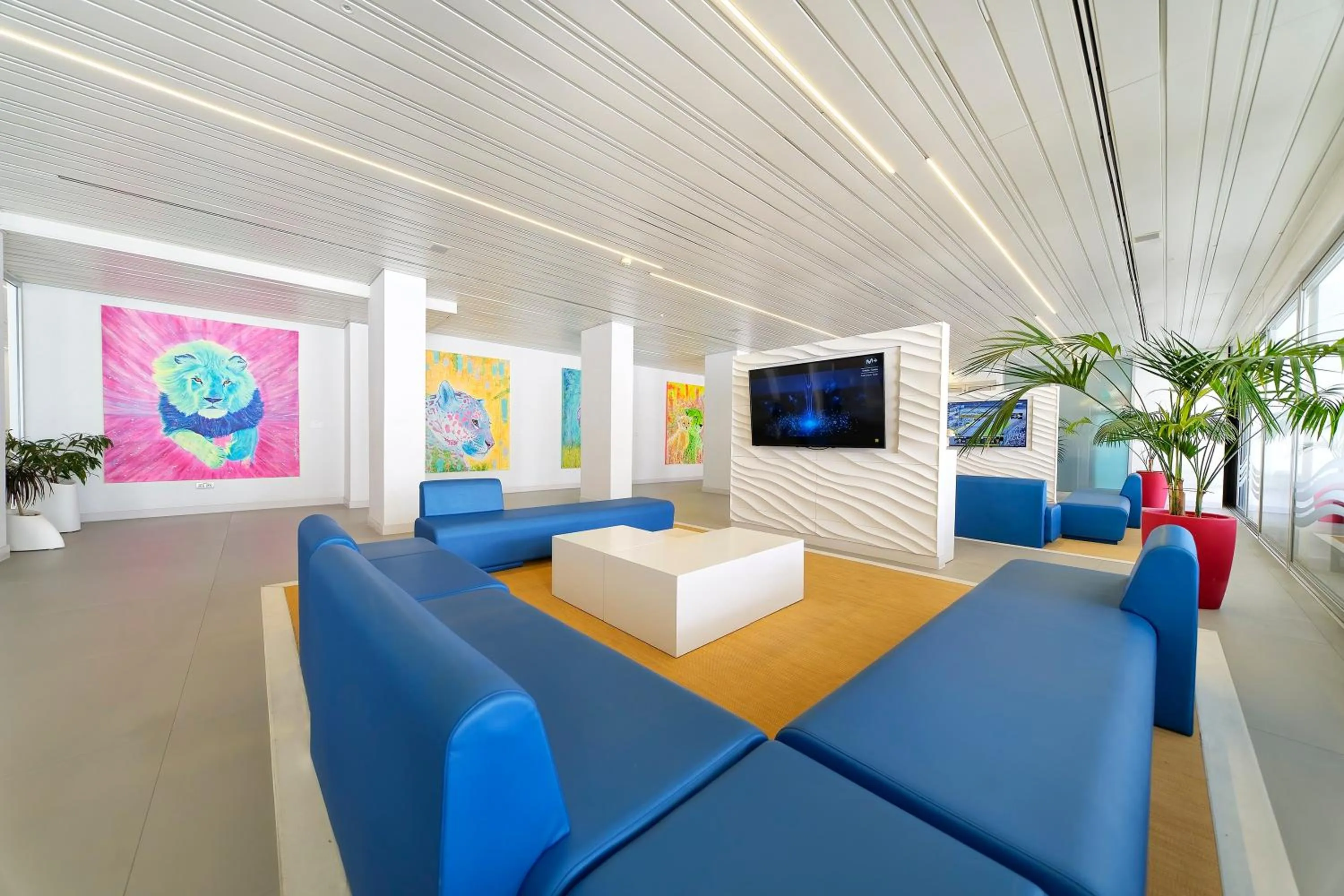 Communal lounge/ TV room in Hotel Caserio