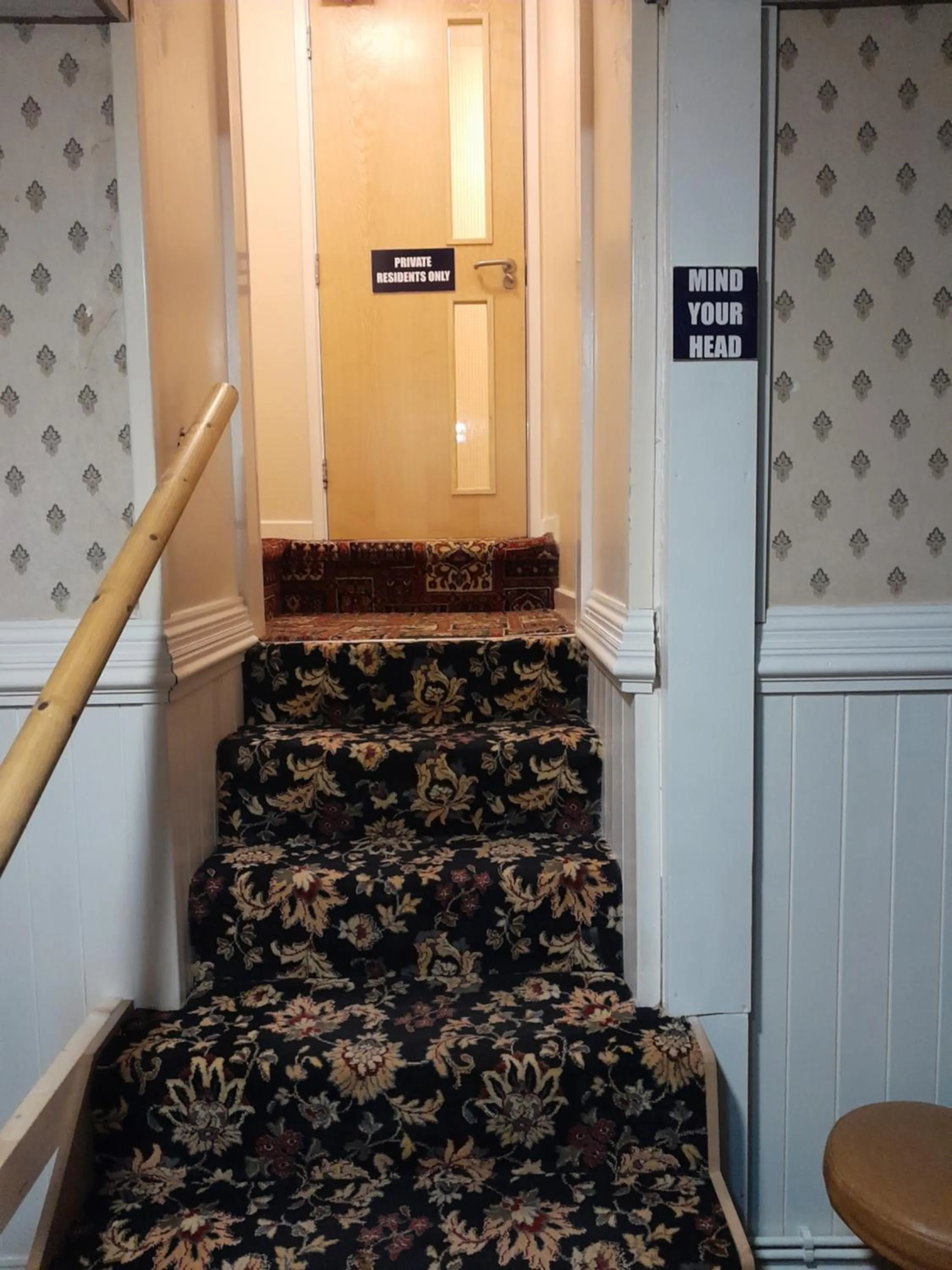 Kings Arms Guest House Ebbw Vale