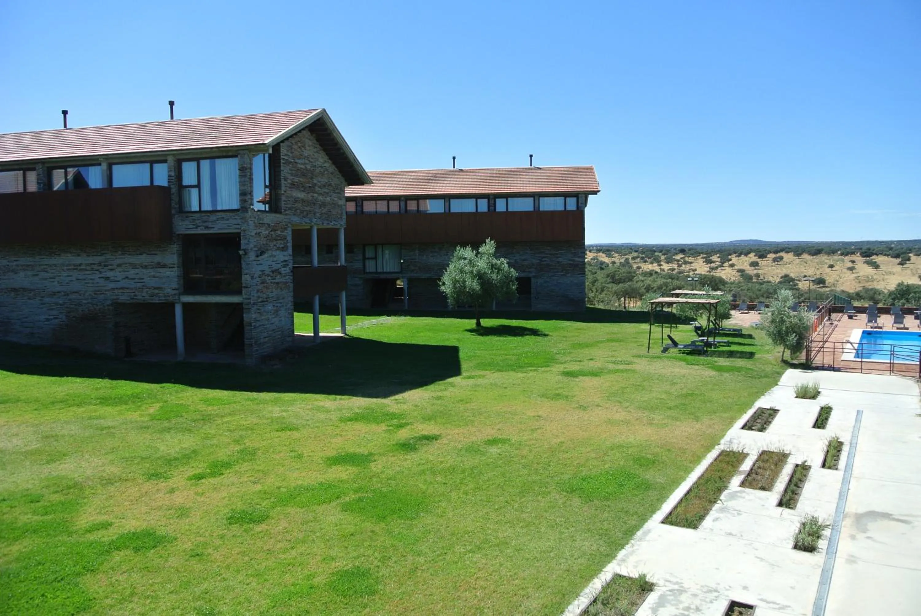 Garden in Hotel Parque de Monfragüe