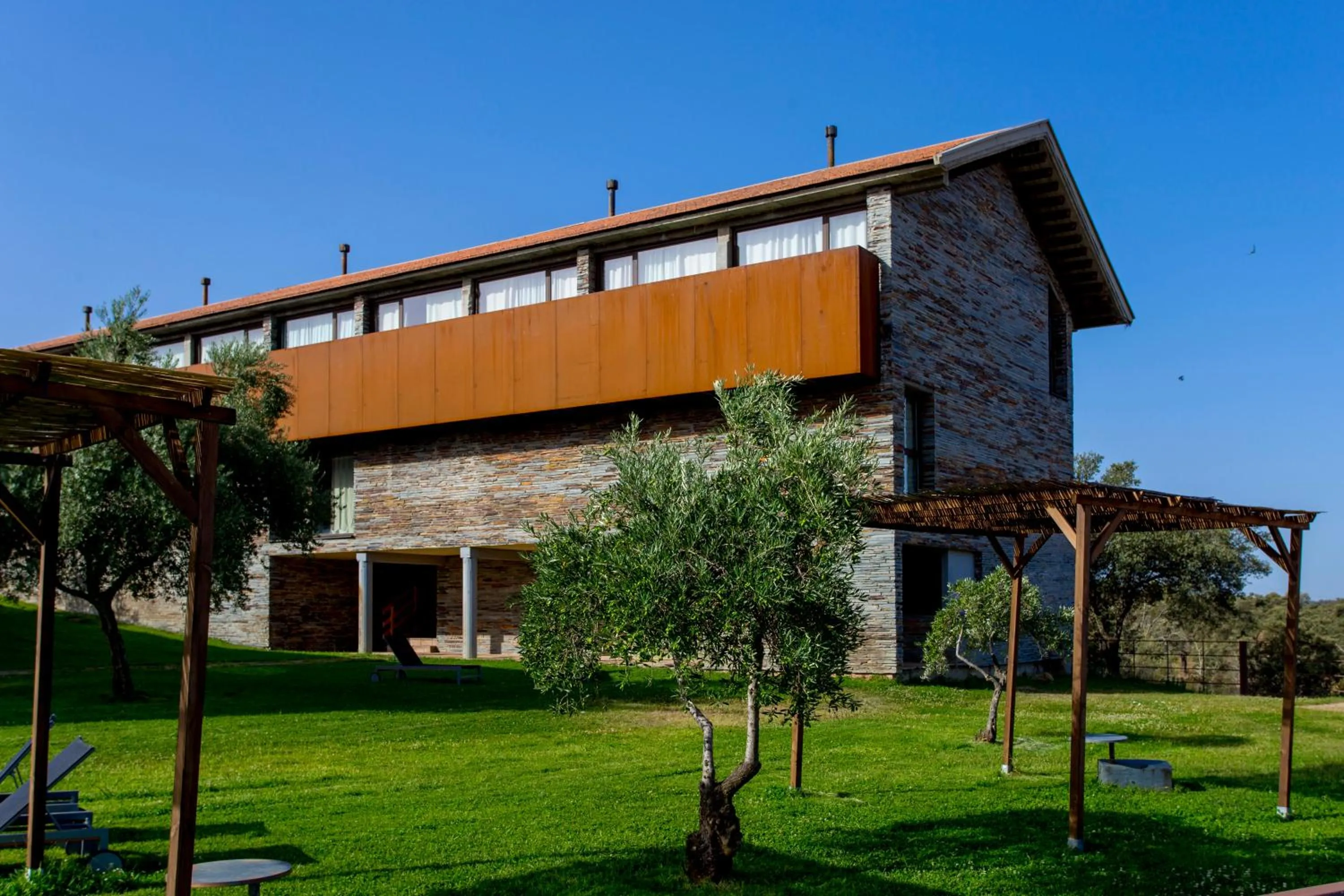 Garden in Hotel Parque de Monfragüe