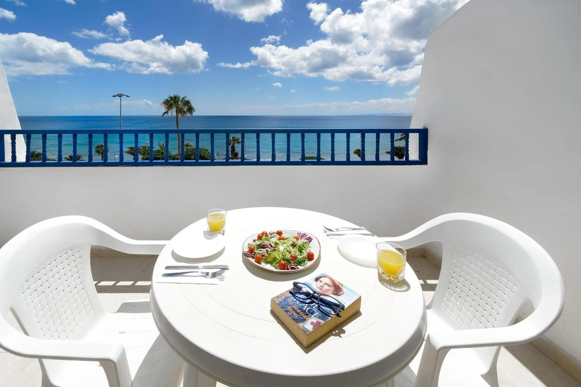 Photo of the whole room in Labranda Los Cocoteros