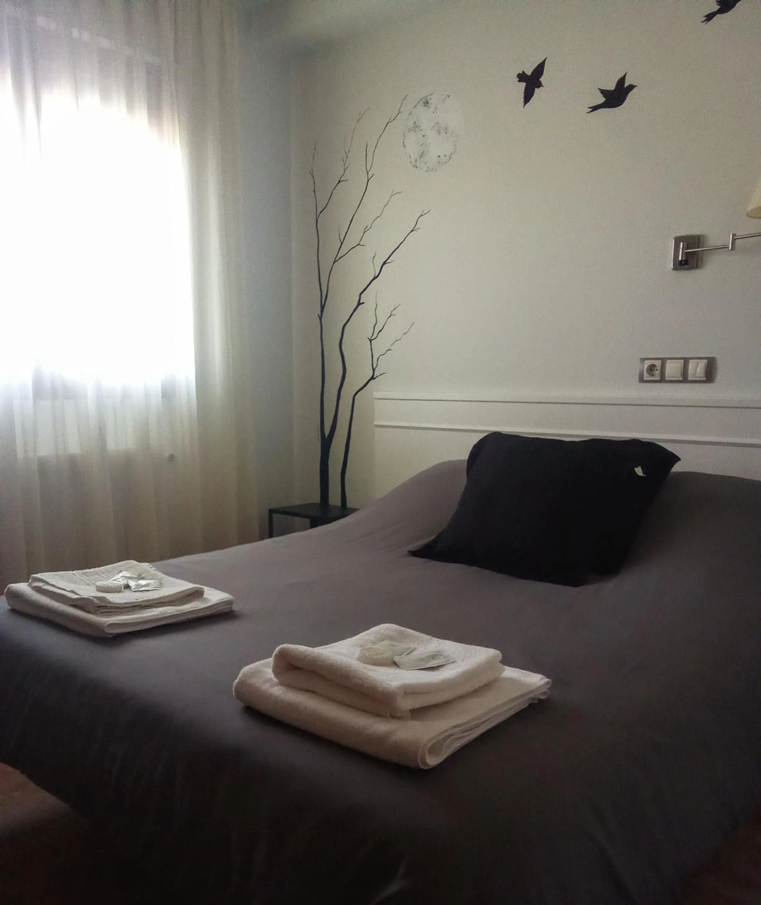 Bed in H&G LOZOYUELA