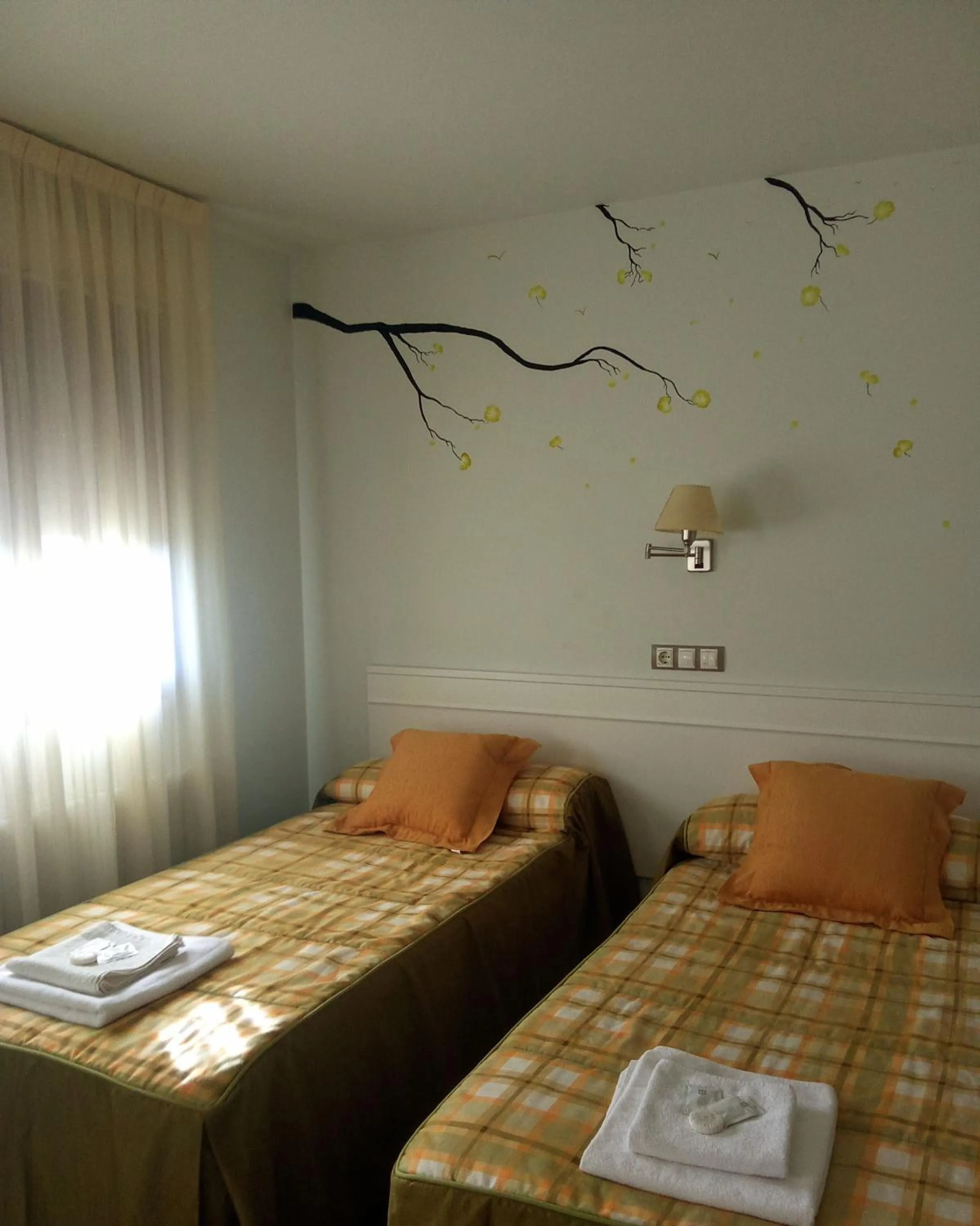 Bed in H&G LOZOYUELA