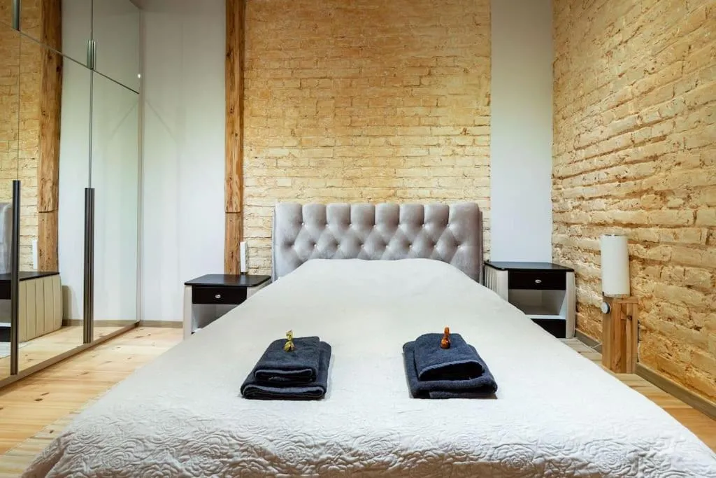 Bed in Luxury apartment in Gedimino av.