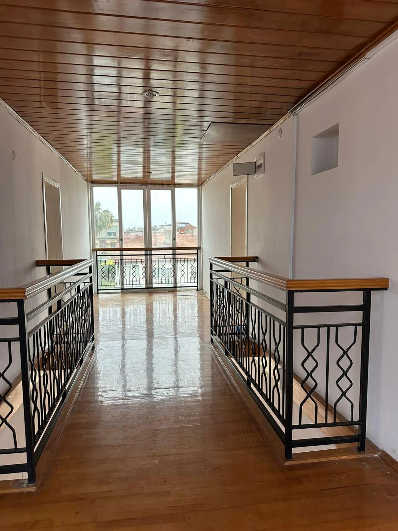 Property building in London House Hotel