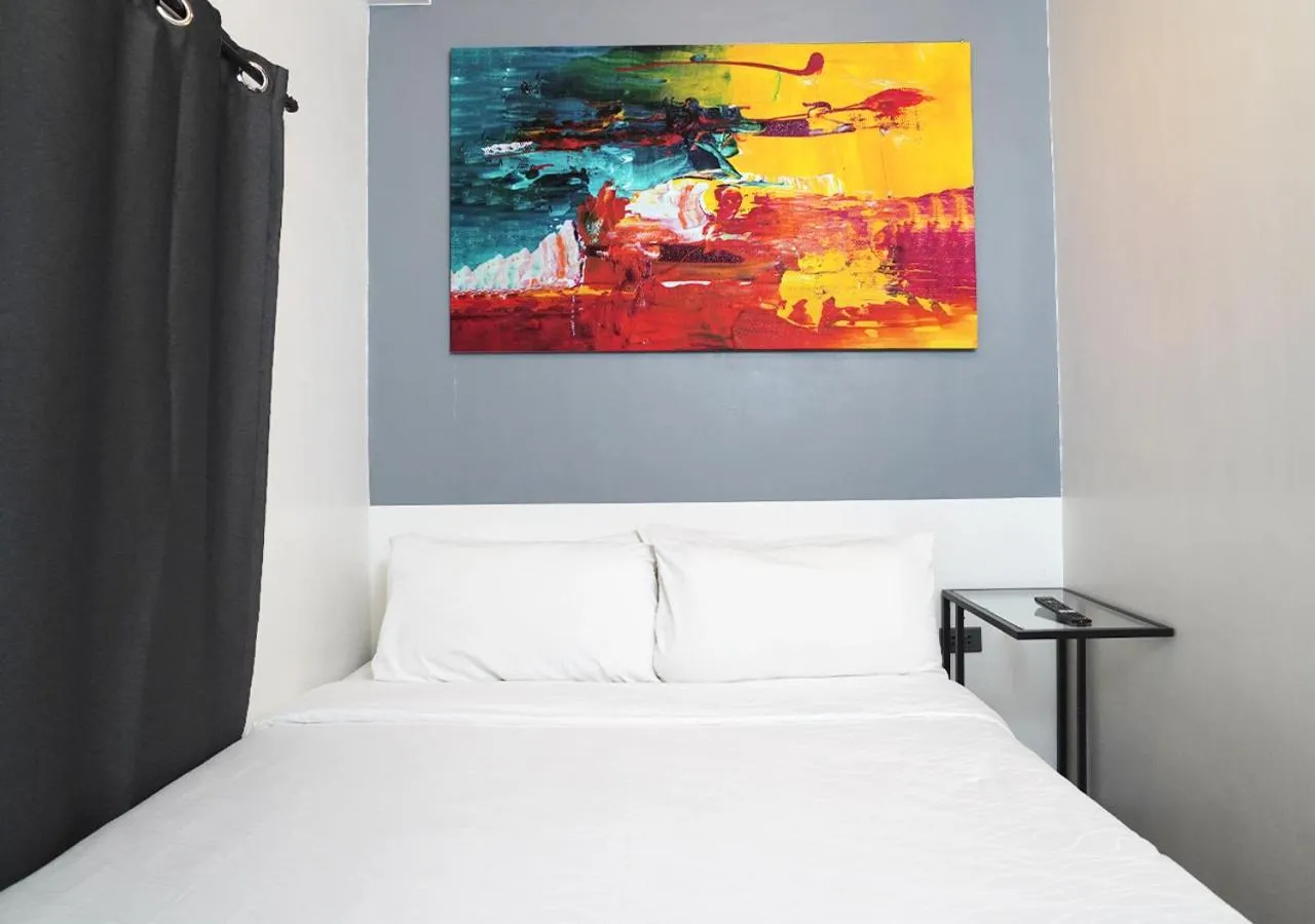 Bed in mySTAY Hotel BGC South