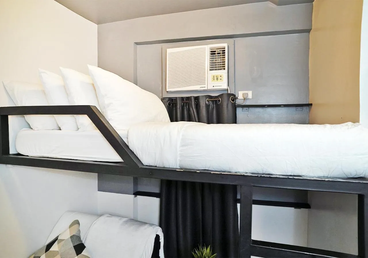 Bed in mySTAY Hotel BGC South