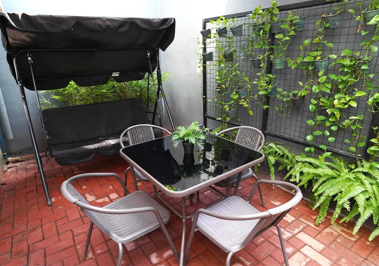 Patio in mySTAY Hotel BGC South