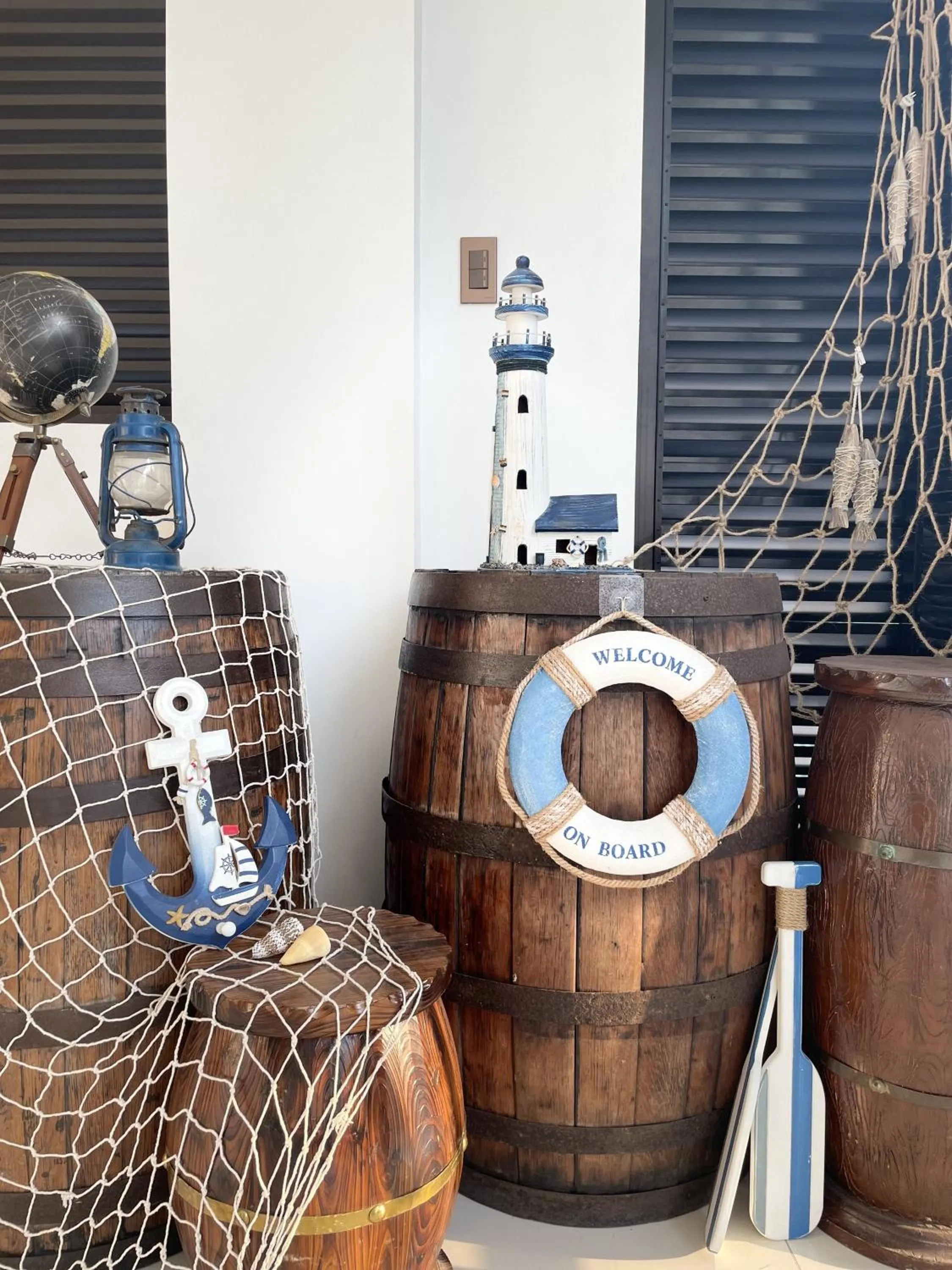 Decorative detail in Lighthouse Point Hotel