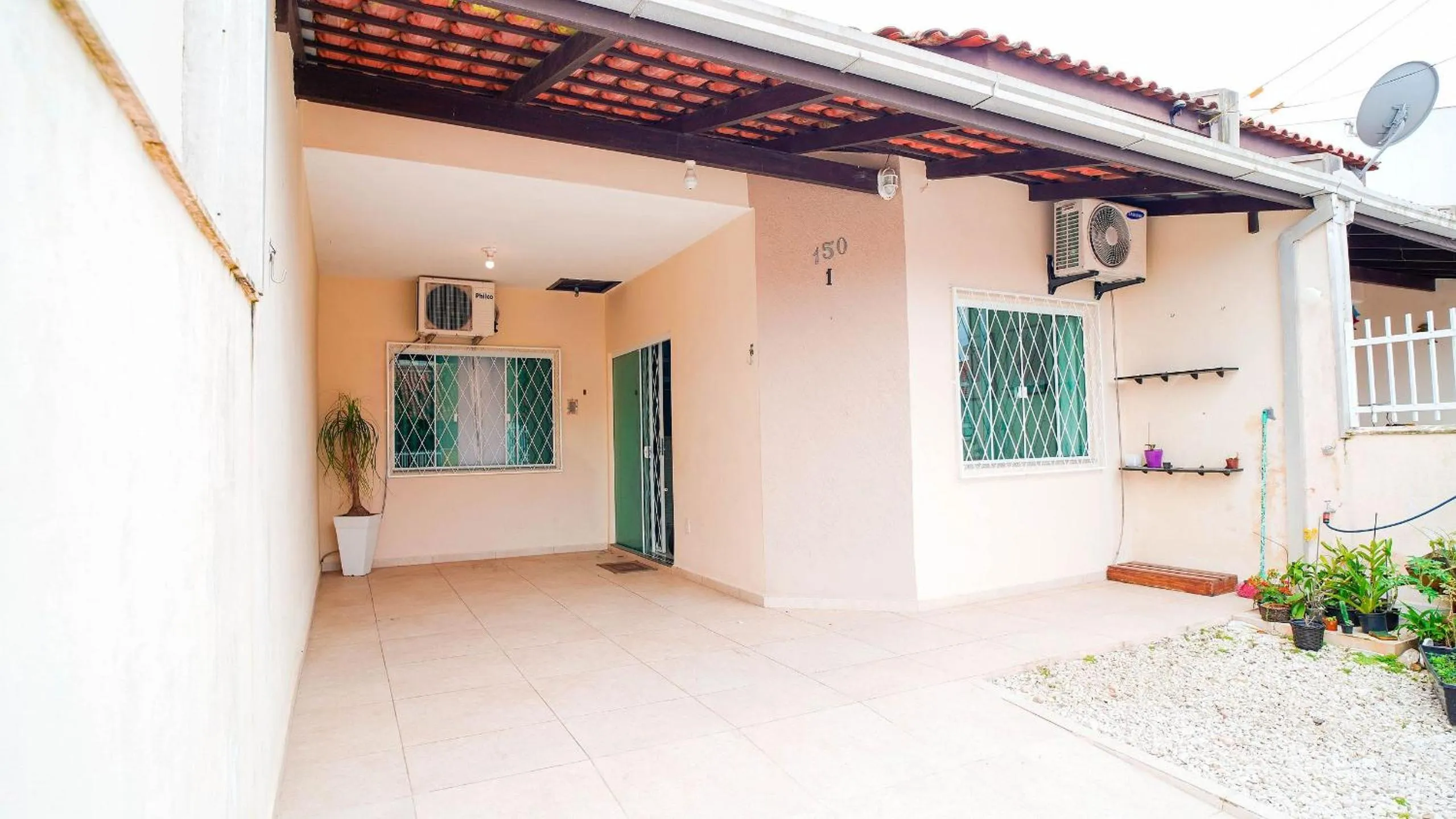 Facade/entrance in Ótima casa apenas 50metros da praia - em Balneário Piçarras