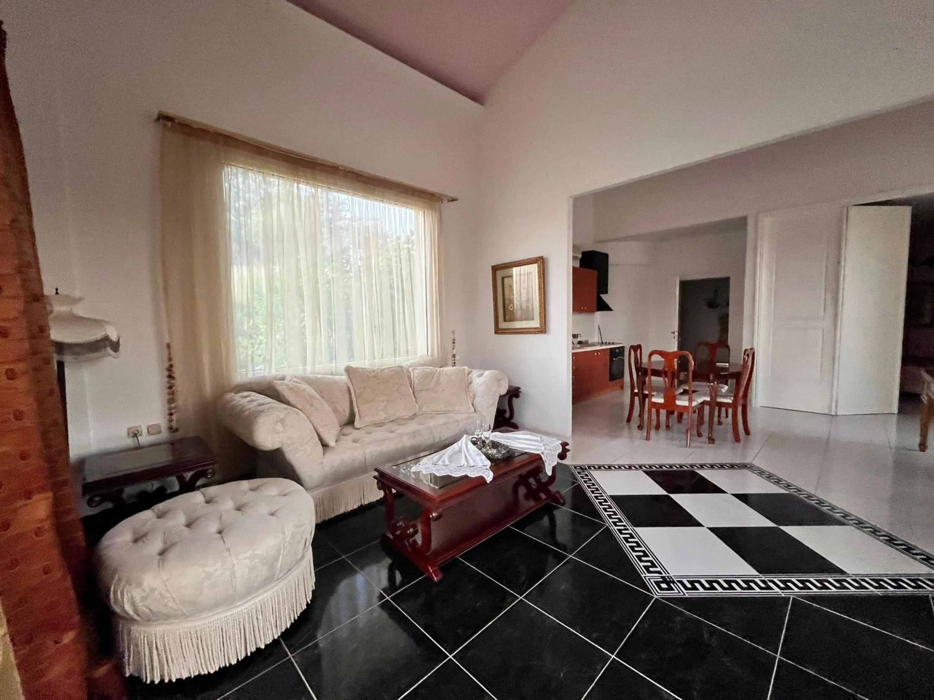 Rafkos Mansion with Private Pool and Amazing View