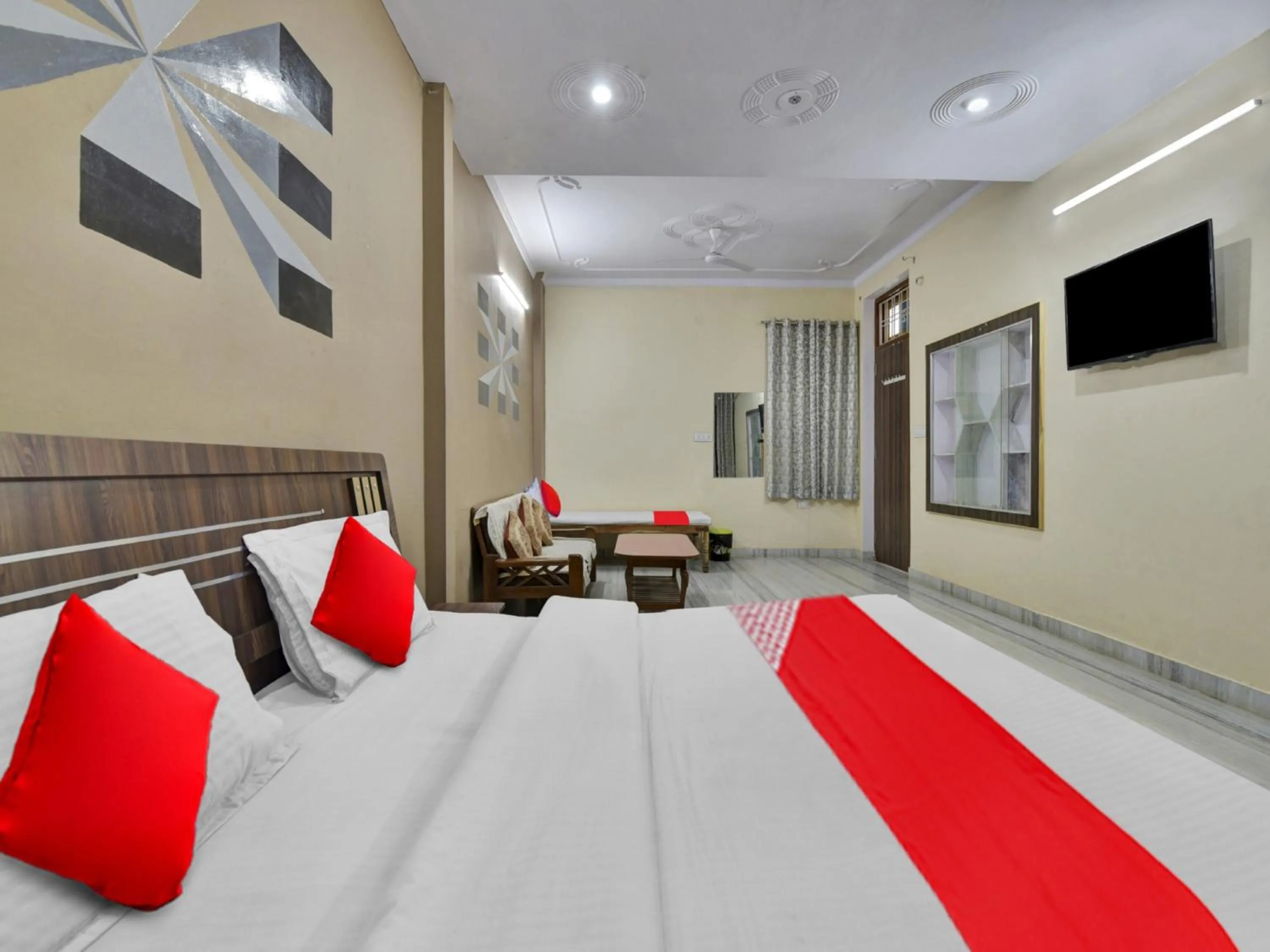 Bedroom in Hotel O Hastinapur Residency