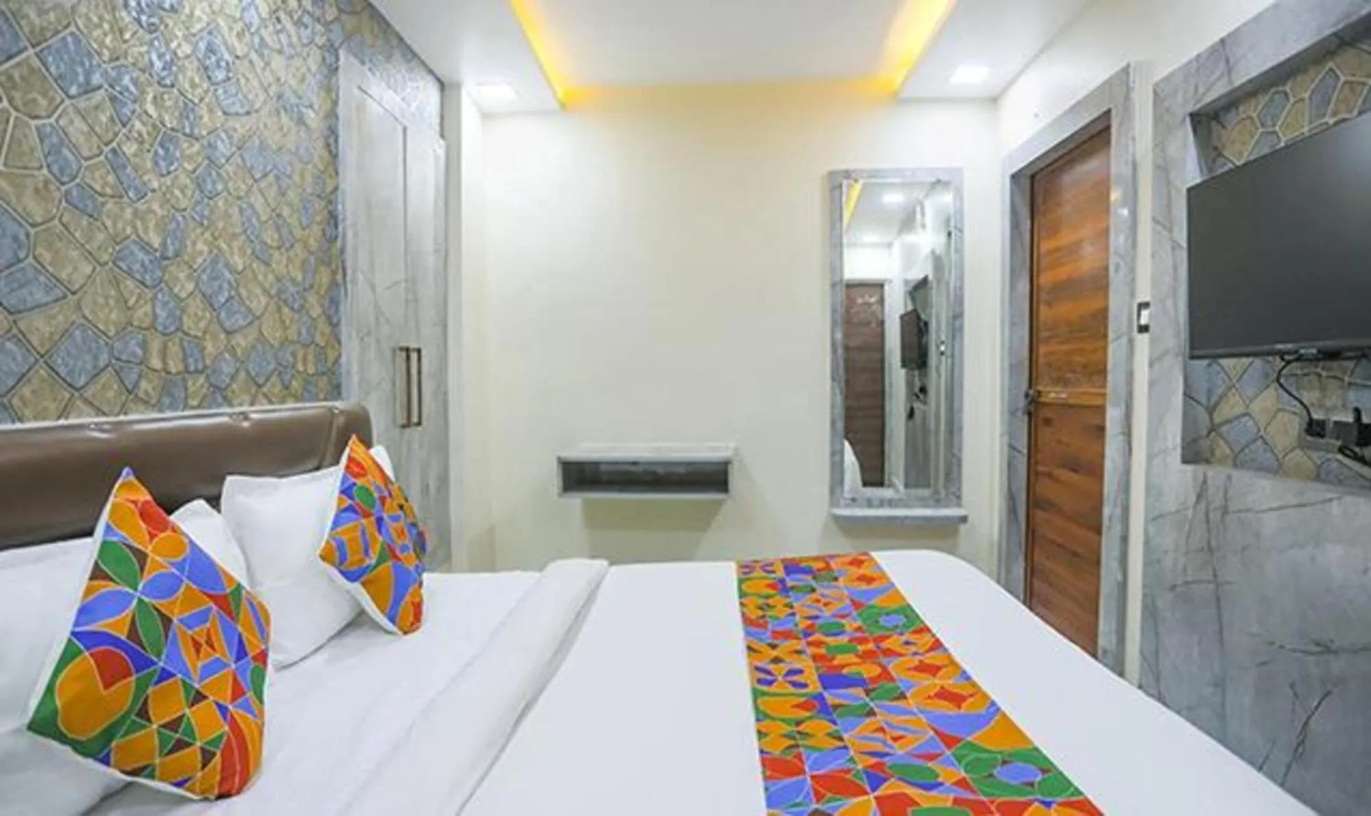 Bed in FabHotel The Treenity House