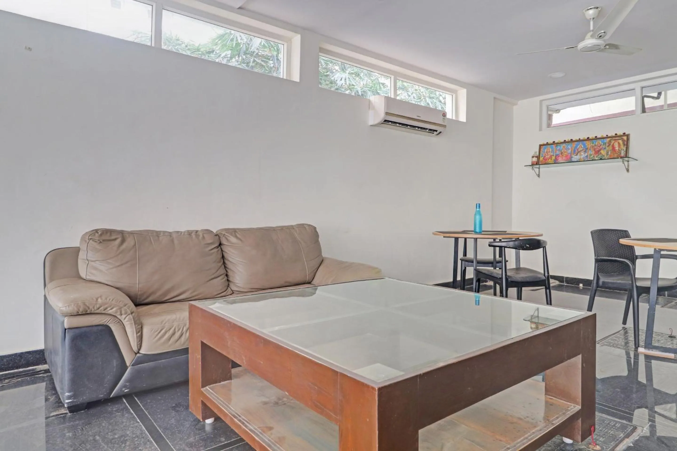 Lobby or reception in Collection O SS Metro Ritz