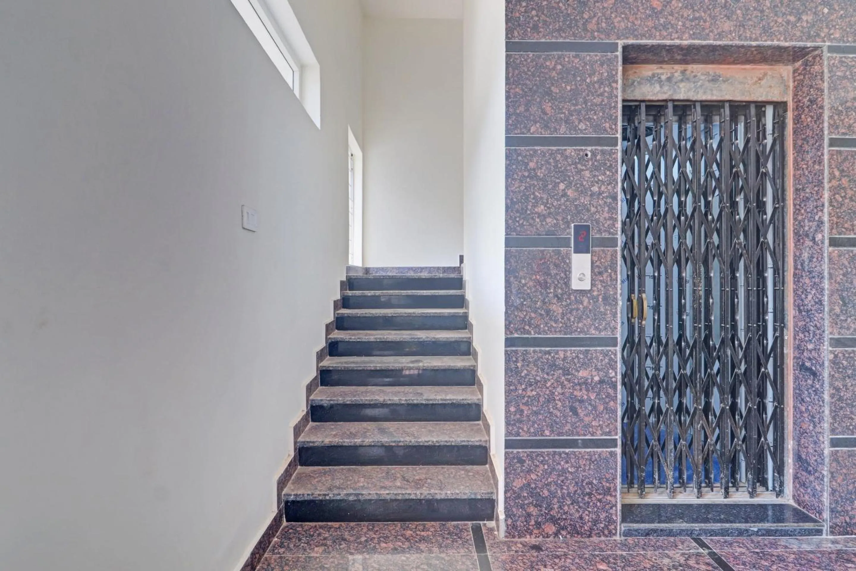 Lobby or reception in Collection O SS Metro Ritz