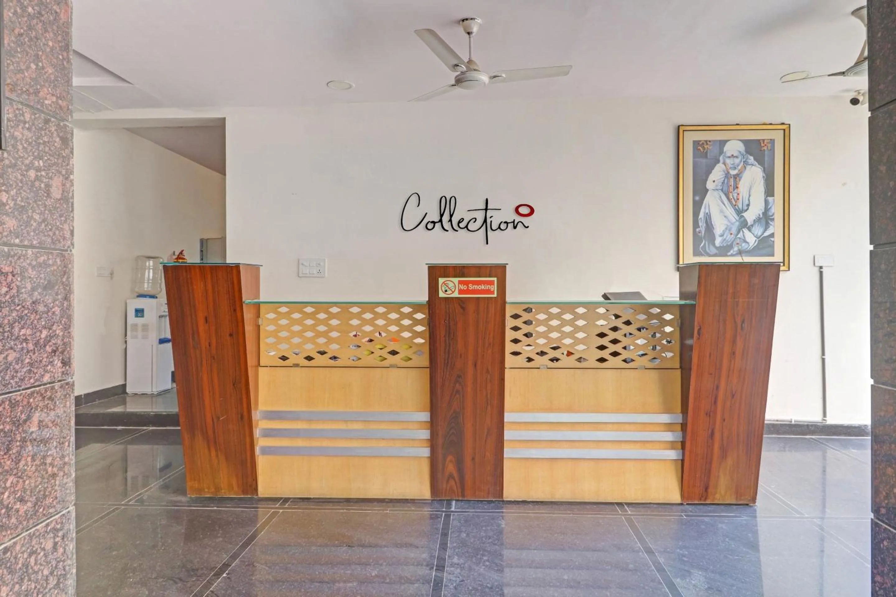 Lobby or reception in Collection O SS Metro Ritz