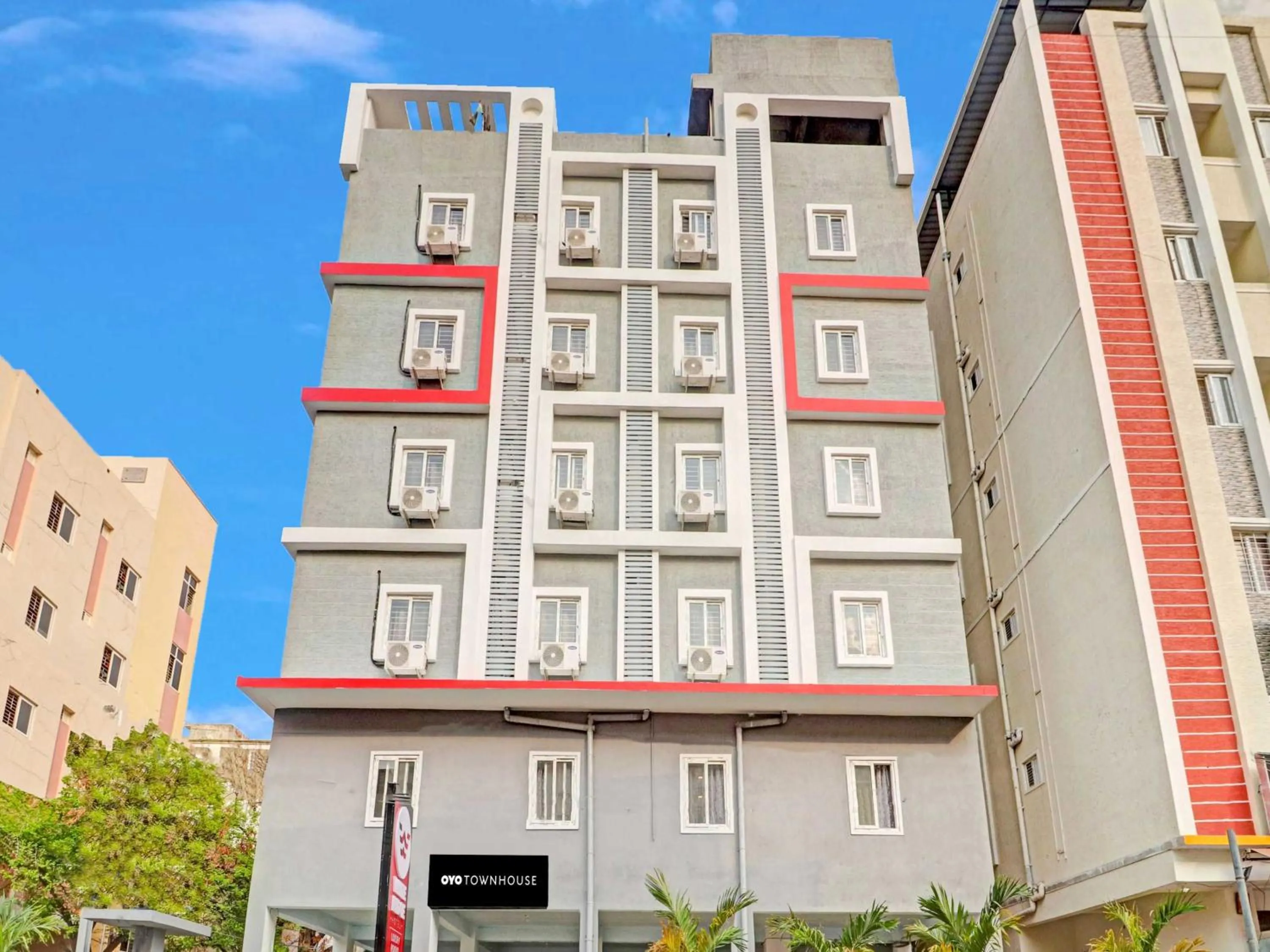 Facade/entrance in Townhouse White Ridge KPHB OPP JNTU