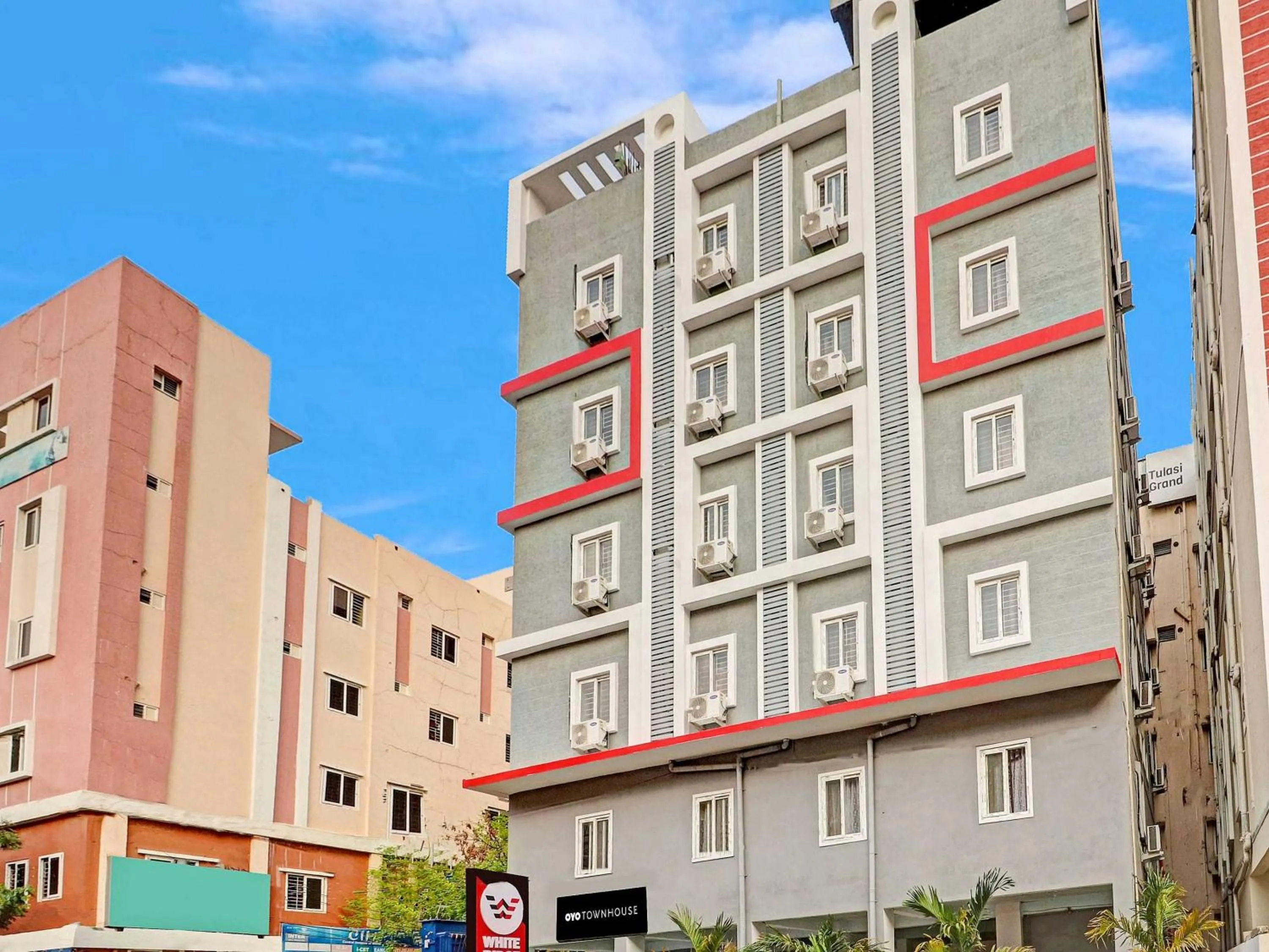 Facade/entrance in Townhouse White Ridge KPHB OPP JNTU