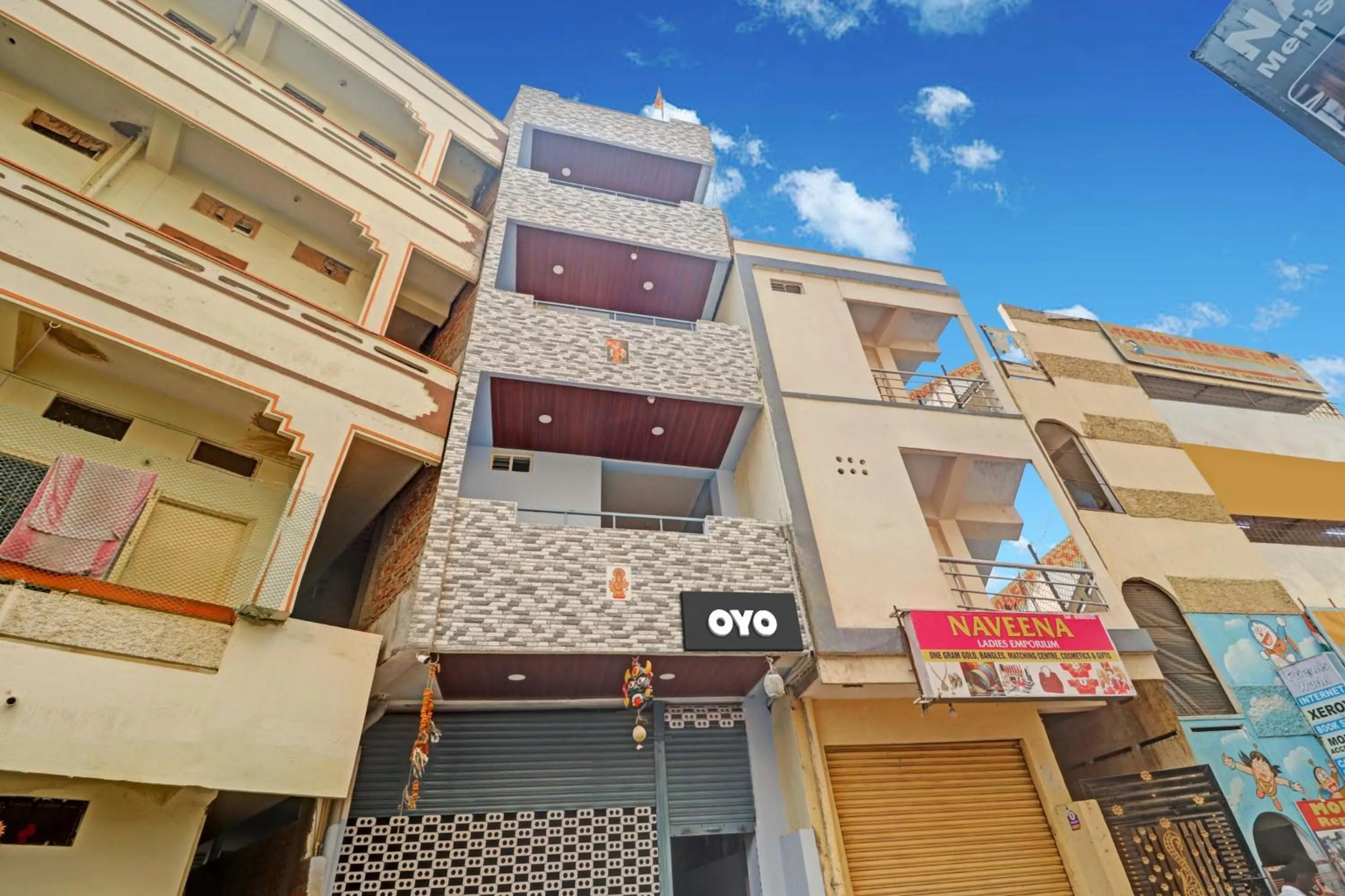 Facade/entrance in Hotel O RBS Square Langer Houz