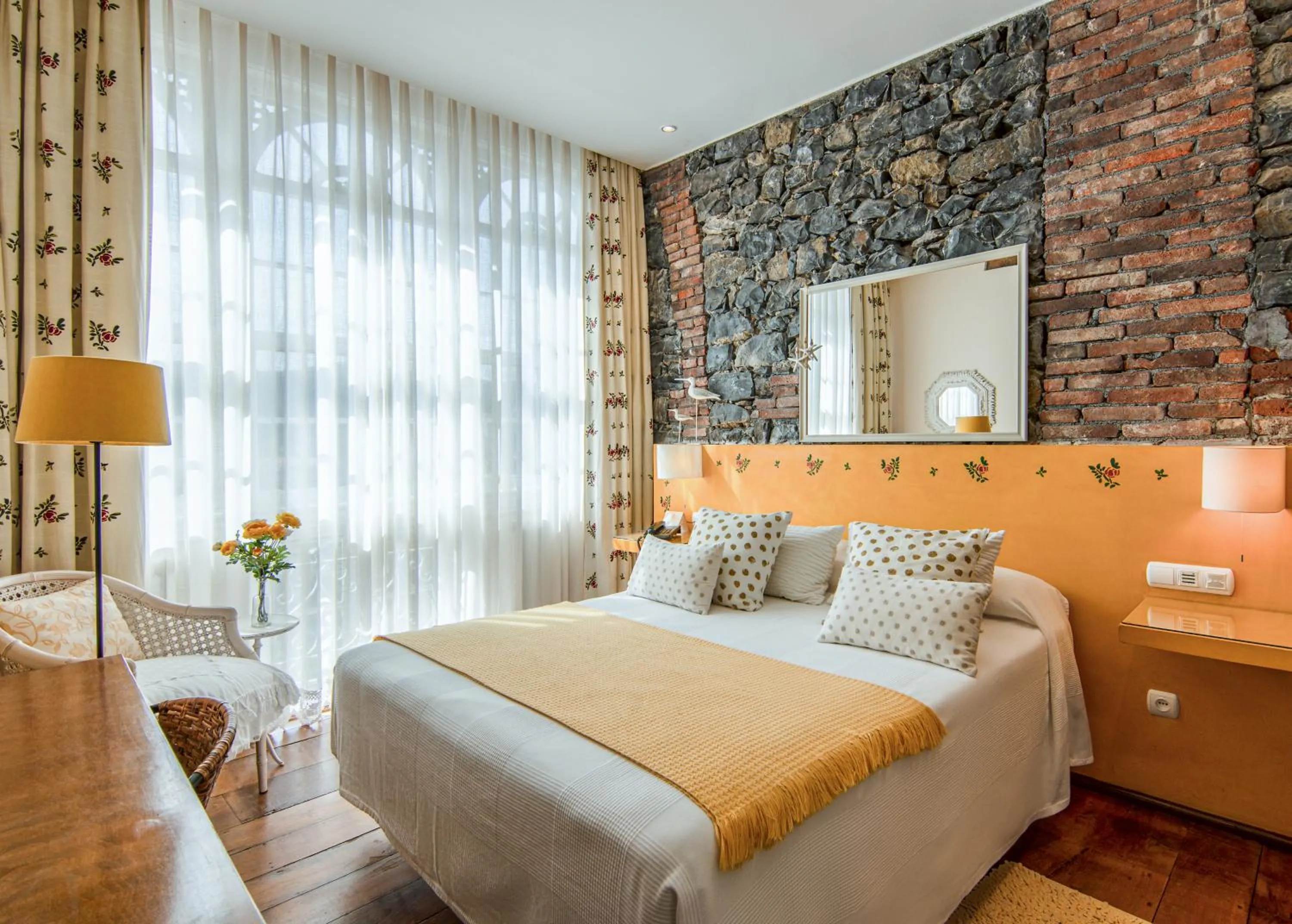 Photo of the whole room, Bed in Mar Del Sueve