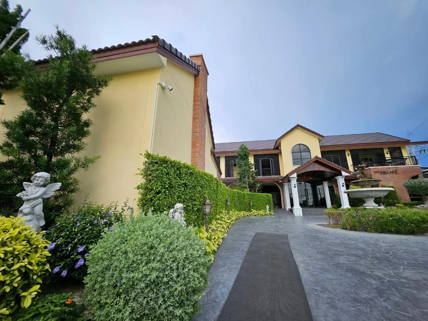 Property building in CottagePine Rayong Resort&Cafe