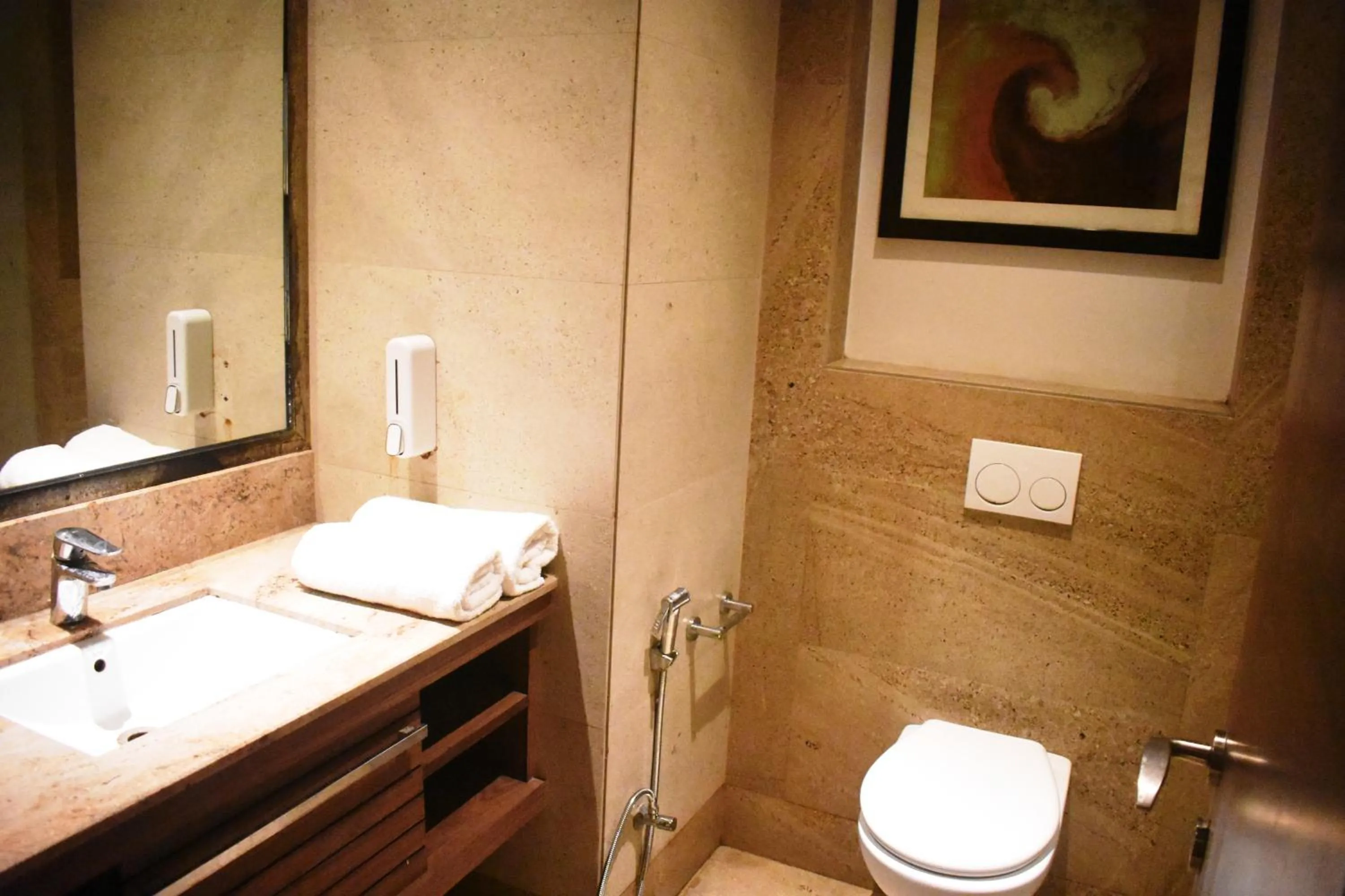 Toilet, Bathroom in Lemonwood Suites by F9 Hotels - Trivoli Garden Chhatarpur