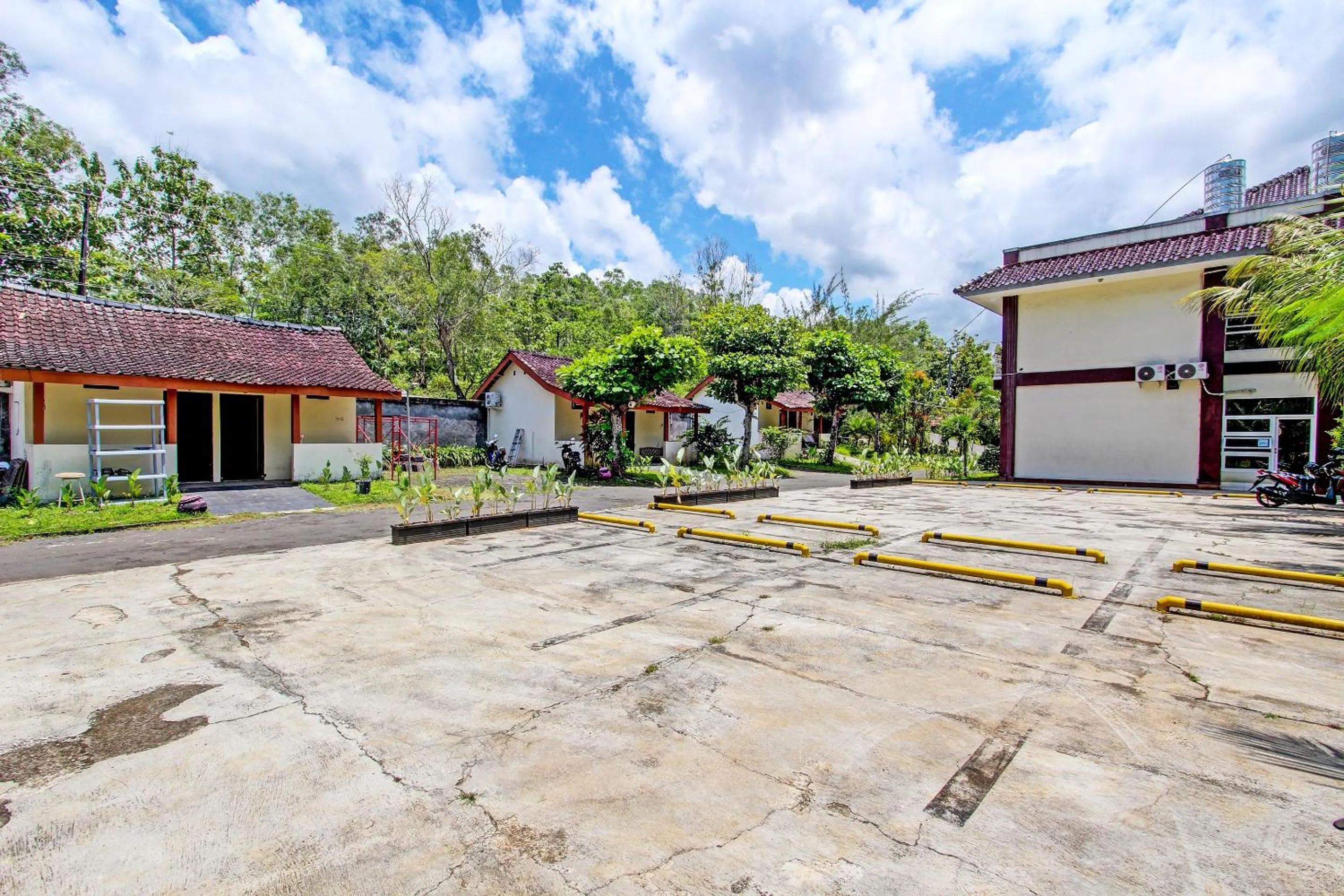 Facade/entrance in Hotel O Orchid Guest House