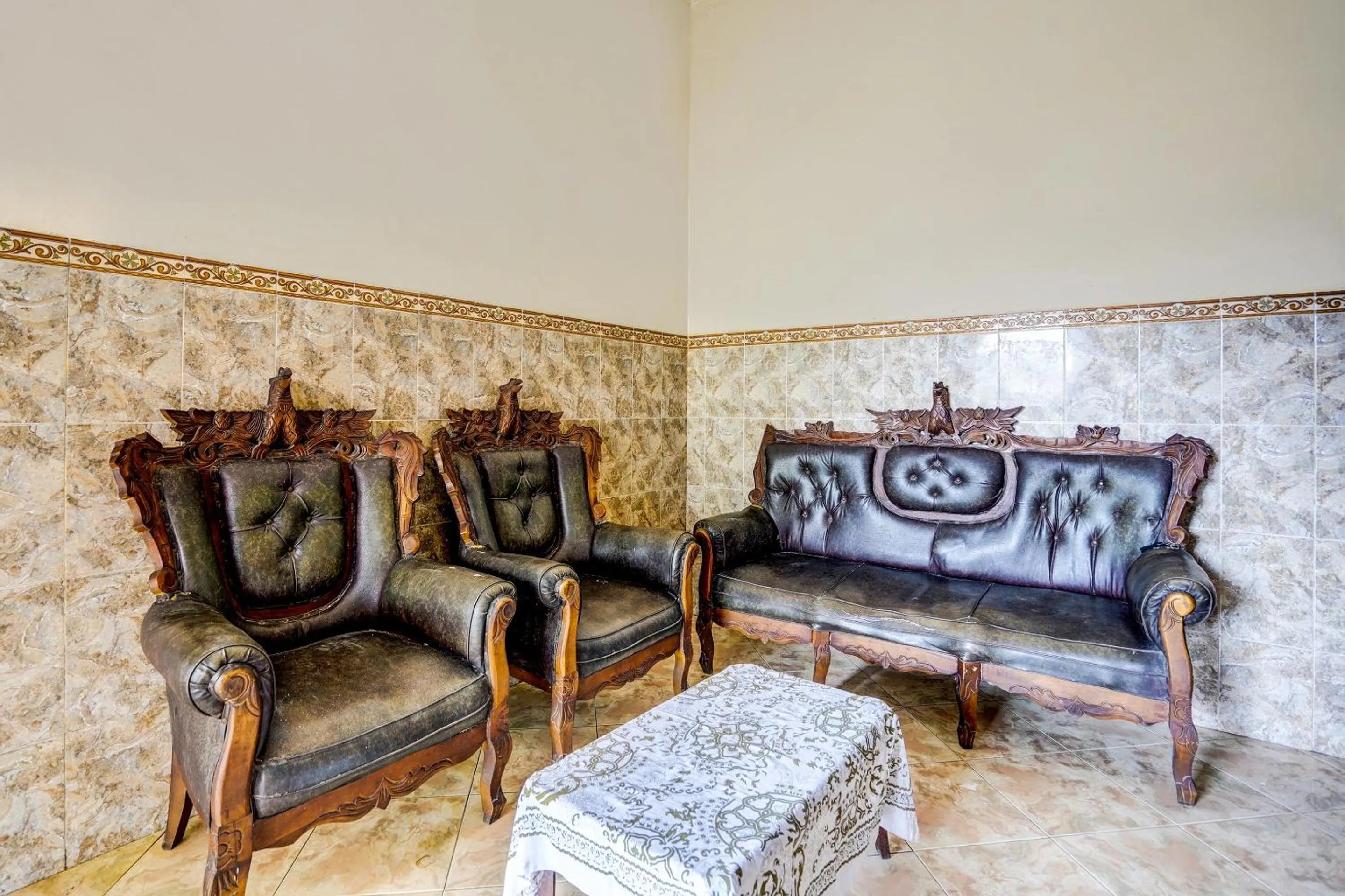 Lobby or reception in Hotel O Nurul Homestay Syariah