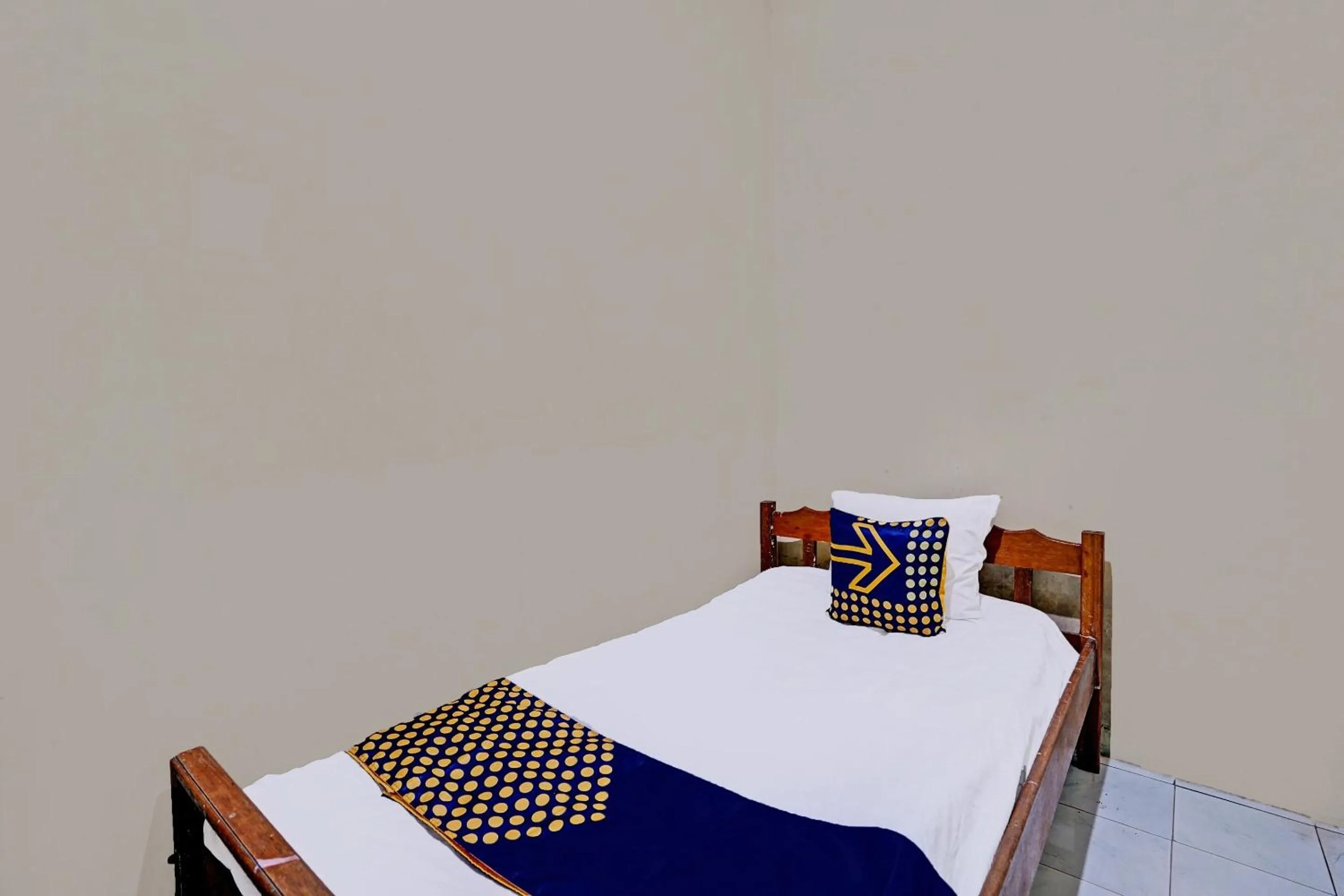 Bedroom, Bed in Hotel O Nurul Homestay Syariah