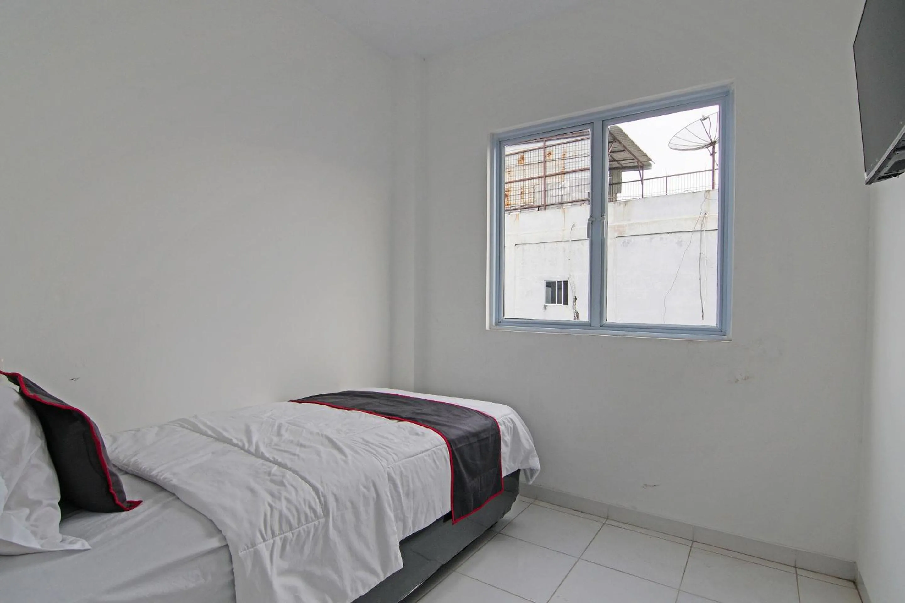 Bedroom, Bed in Hotel O Koala House