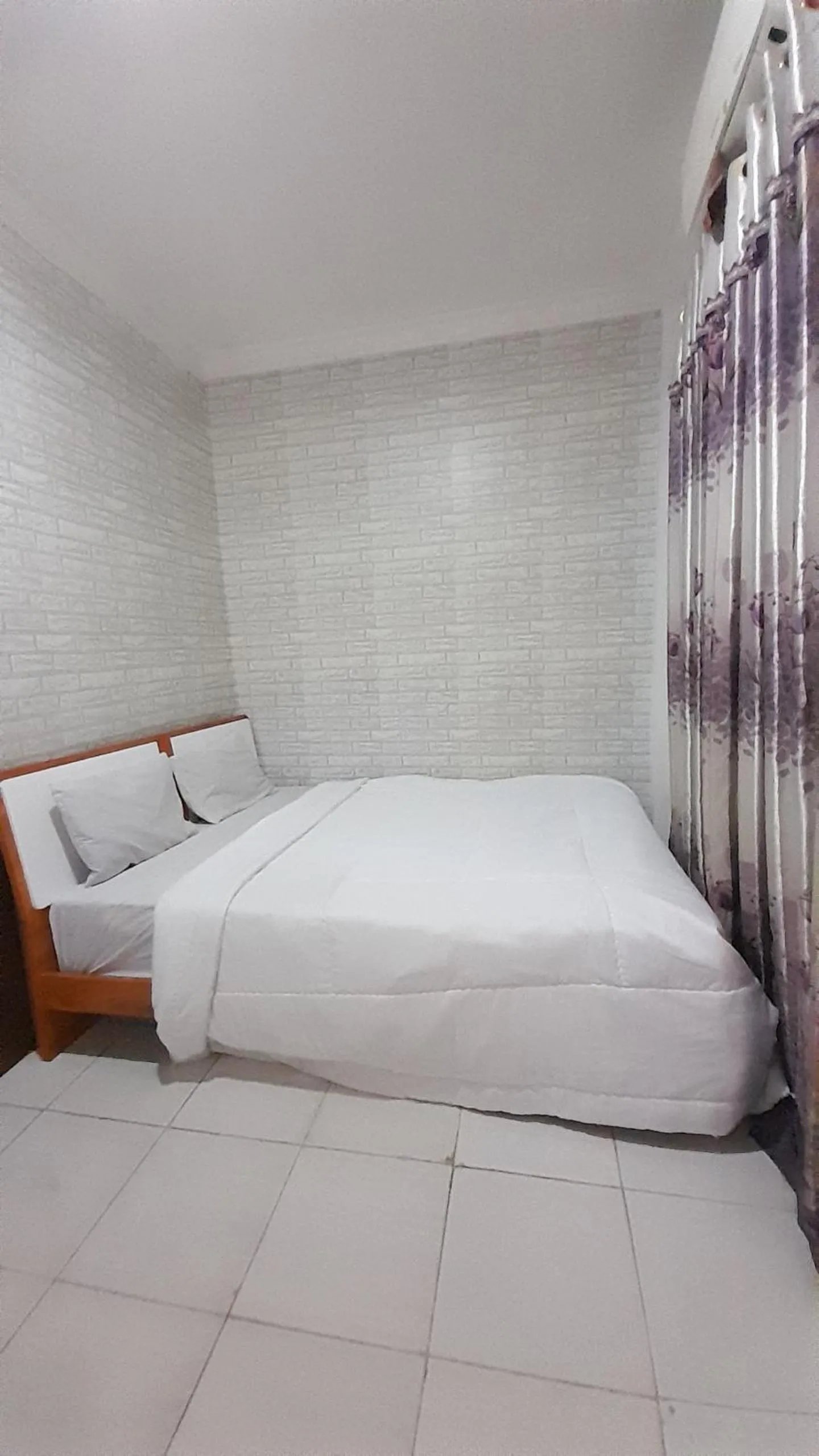 Bedroom, Bed in Hotel O Kos Rumah Mirah Syariah