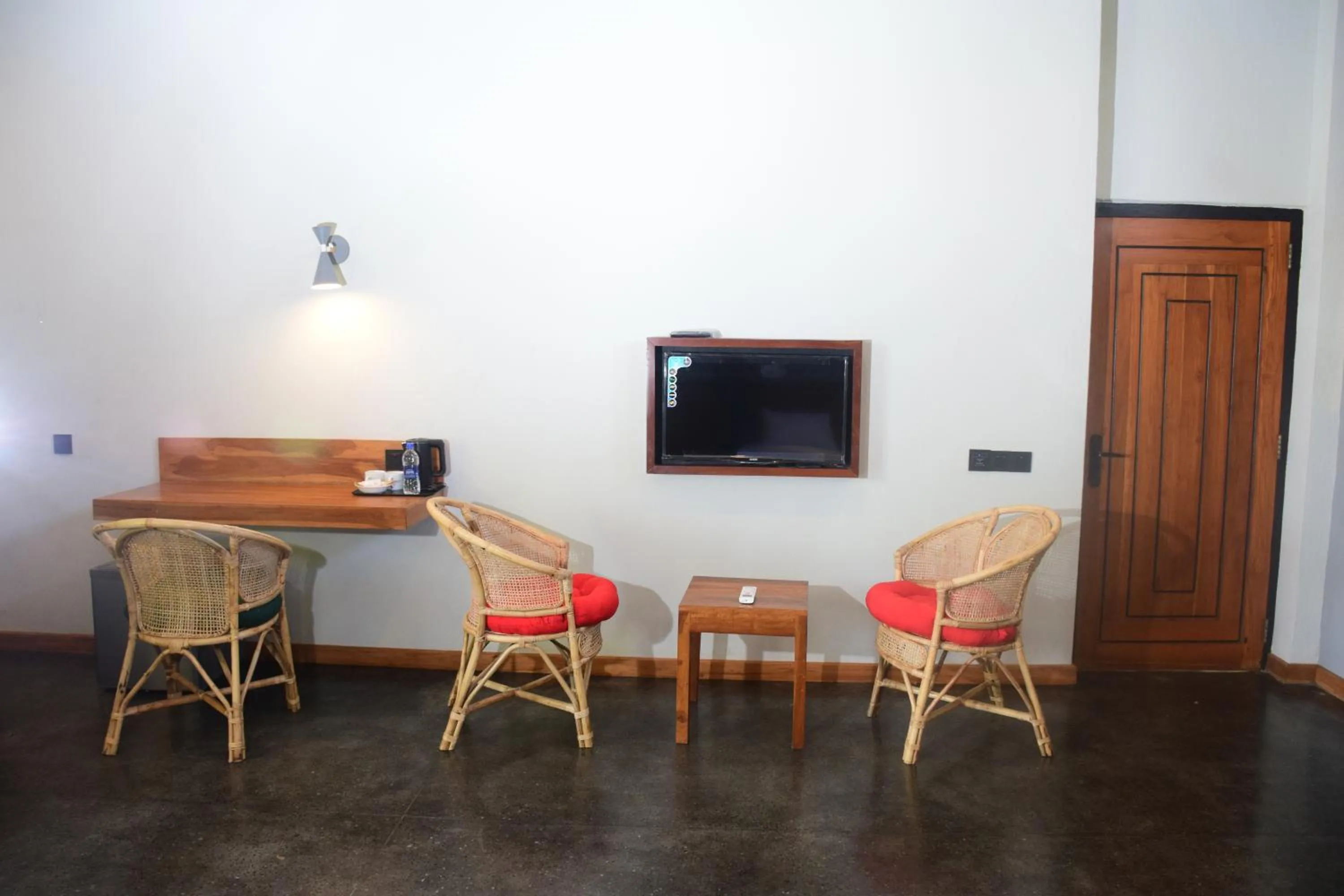 TV and multimedia in Mango Tree Villa Bentota