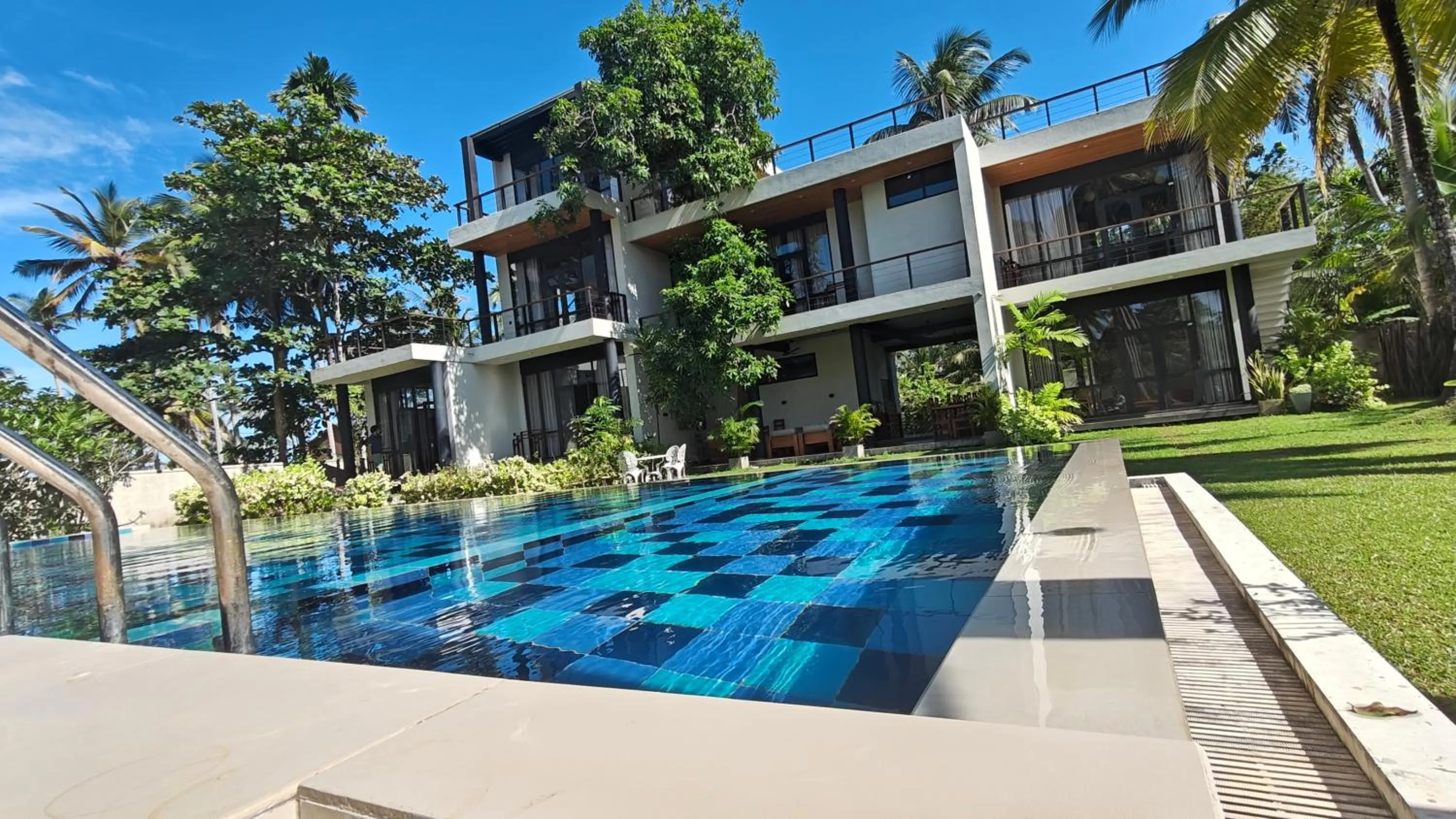 Property building in Mango Tree Villa Bentota