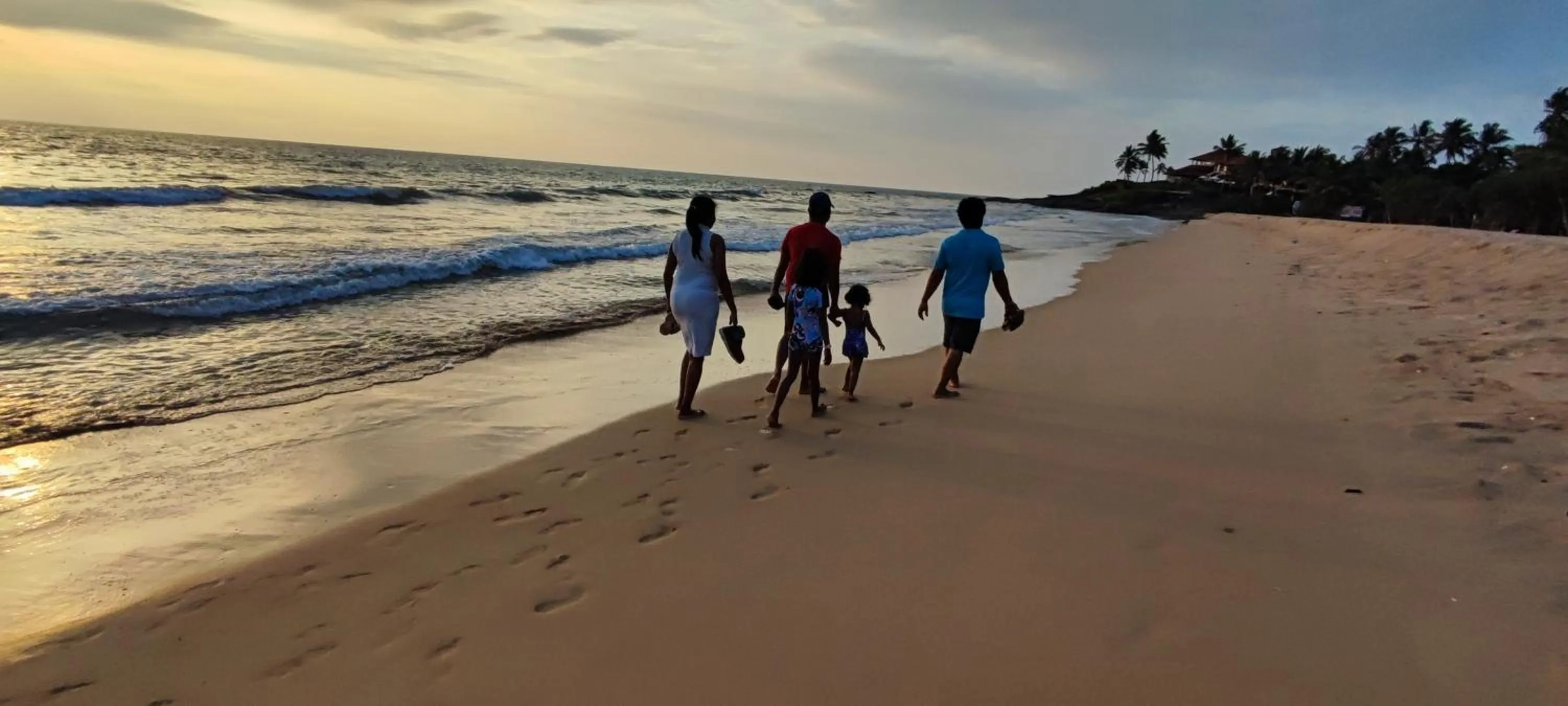 Beach in Mango Tree Villa Bentota