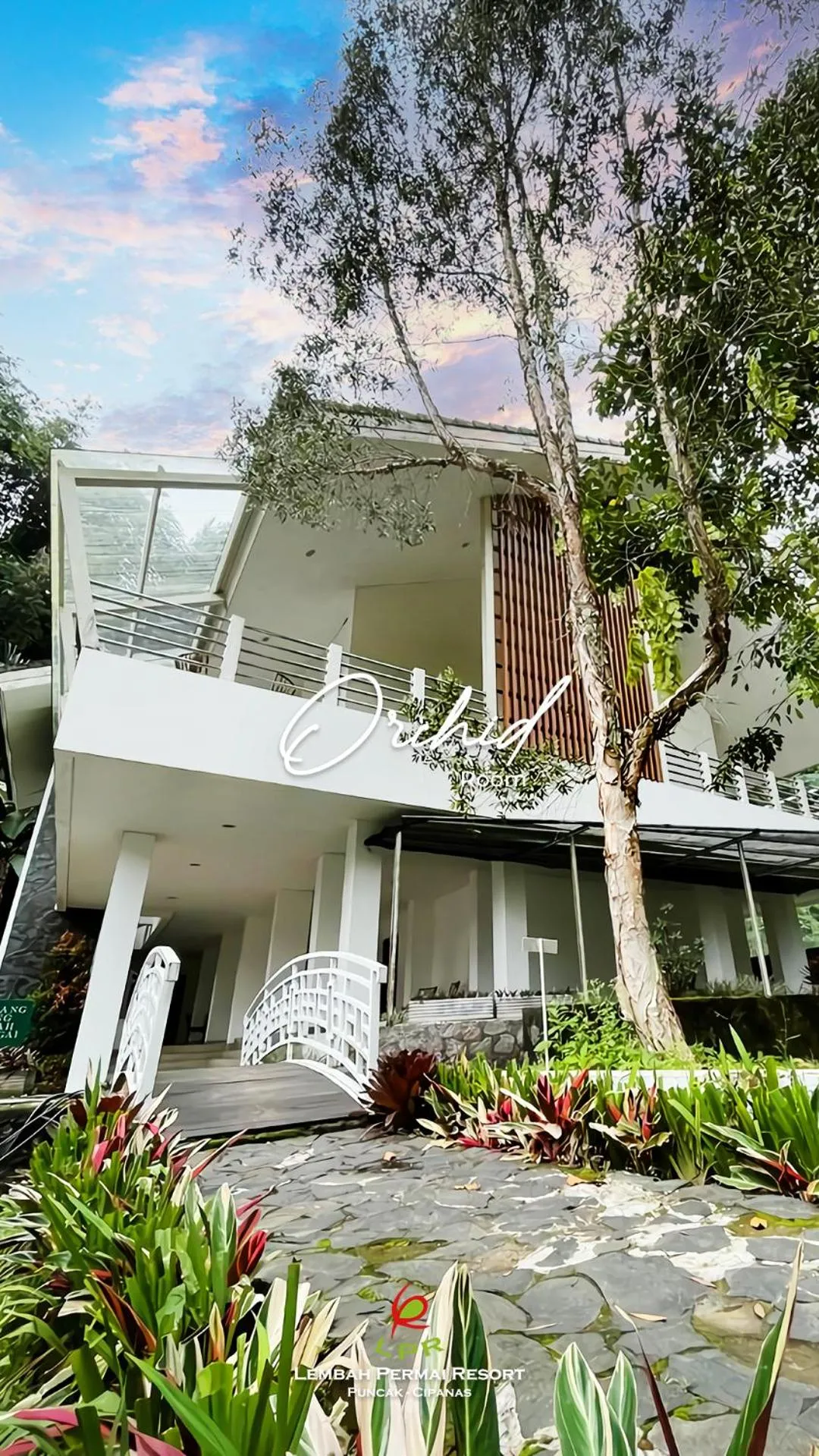 Property building in Lembah Permai Resort