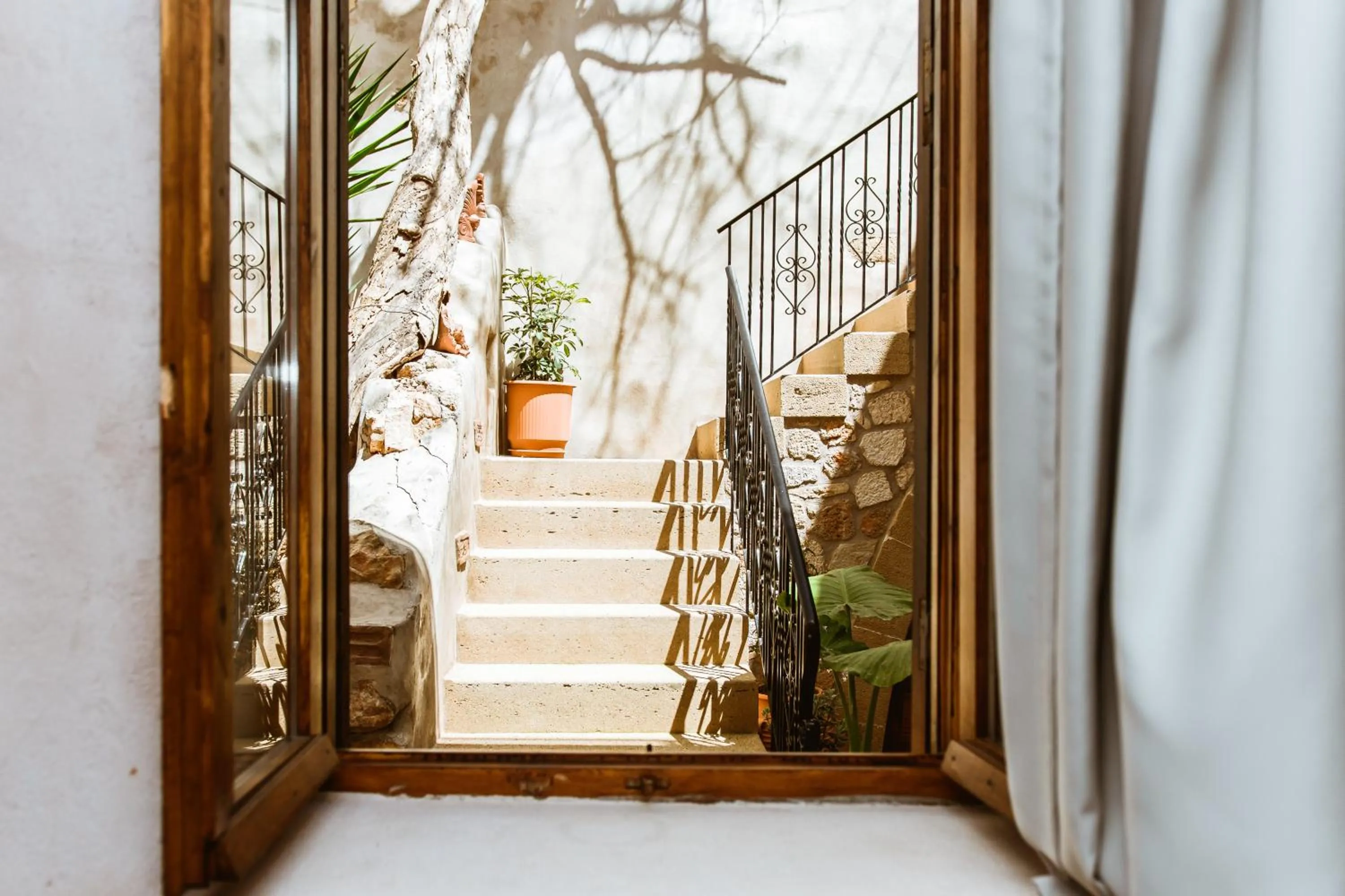 Inner courtyard view in Bozzali Deluxe Hotel