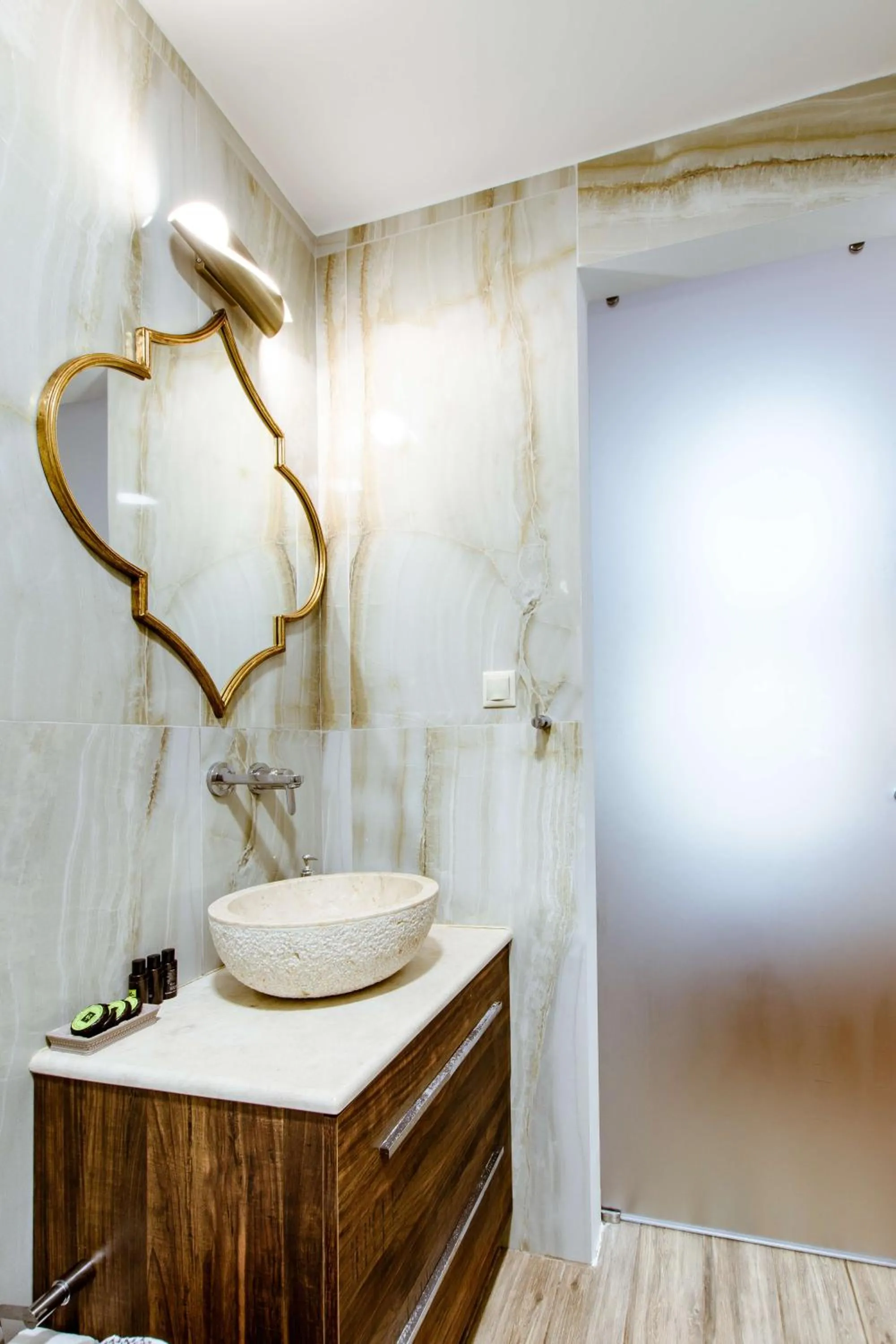 Bathroom in Bozzali Deluxe Hotel