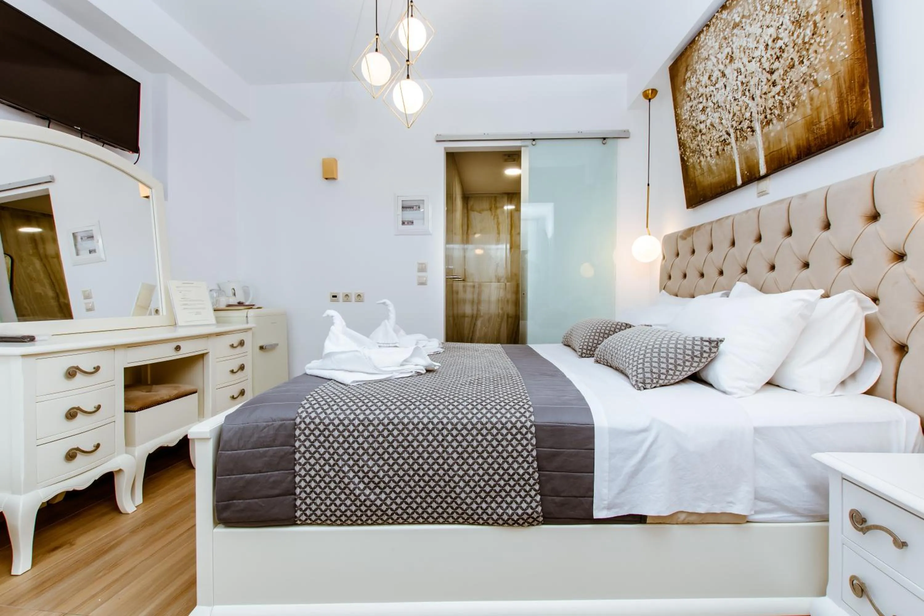 Bed in Bozzali Deluxe Hotel