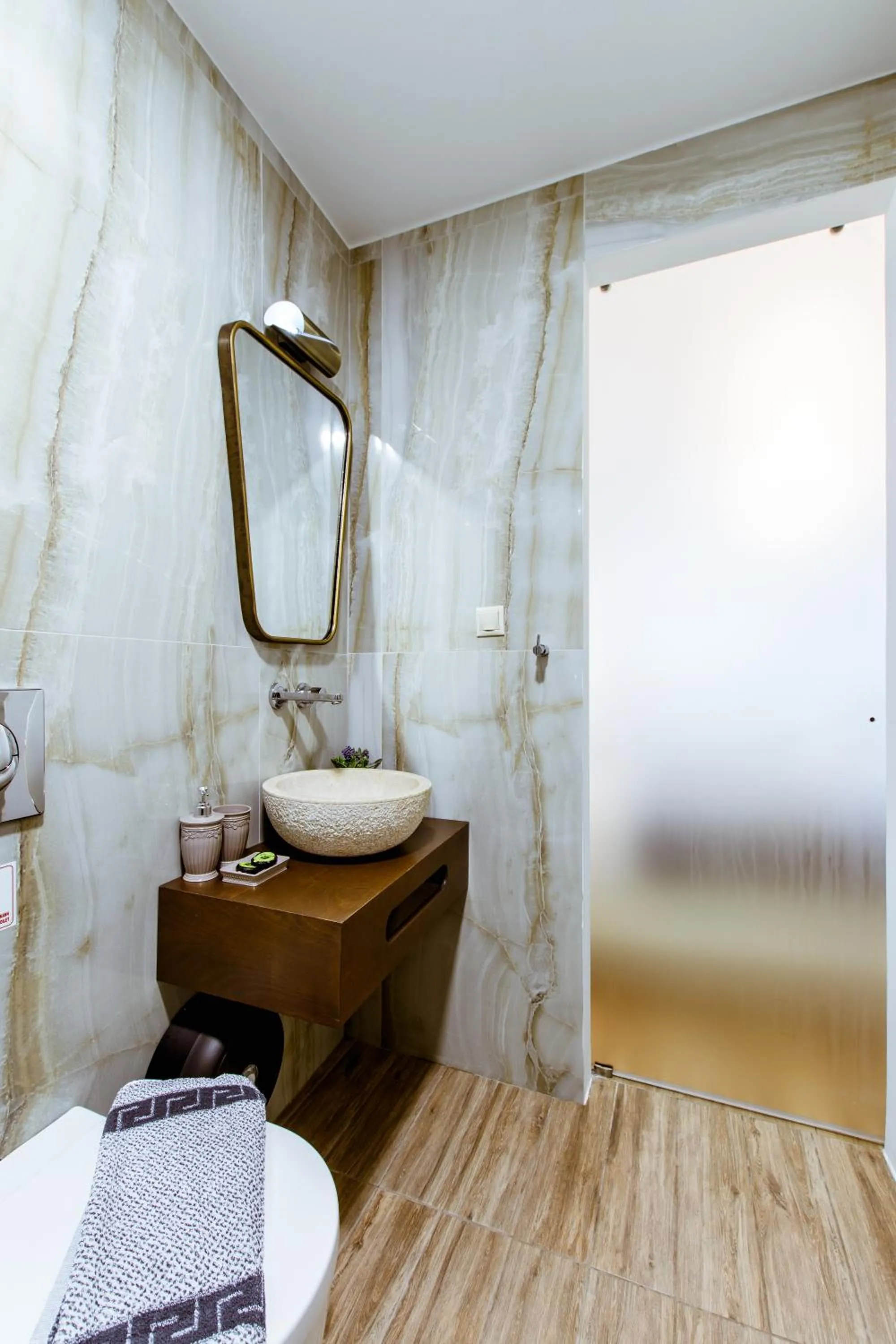 Bathroom in Bozzali Deluxe Hotel