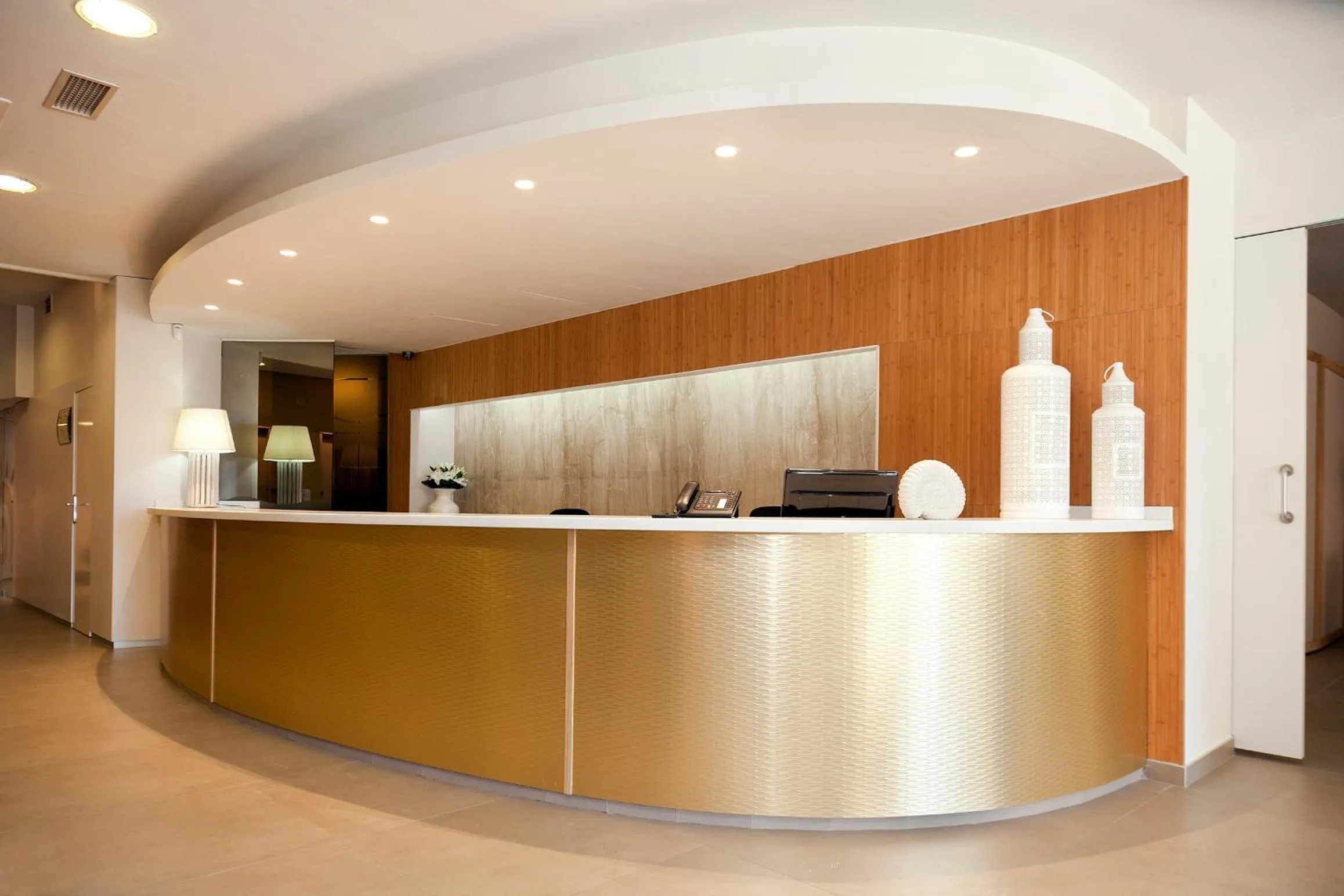 Staff in Port Eugeni